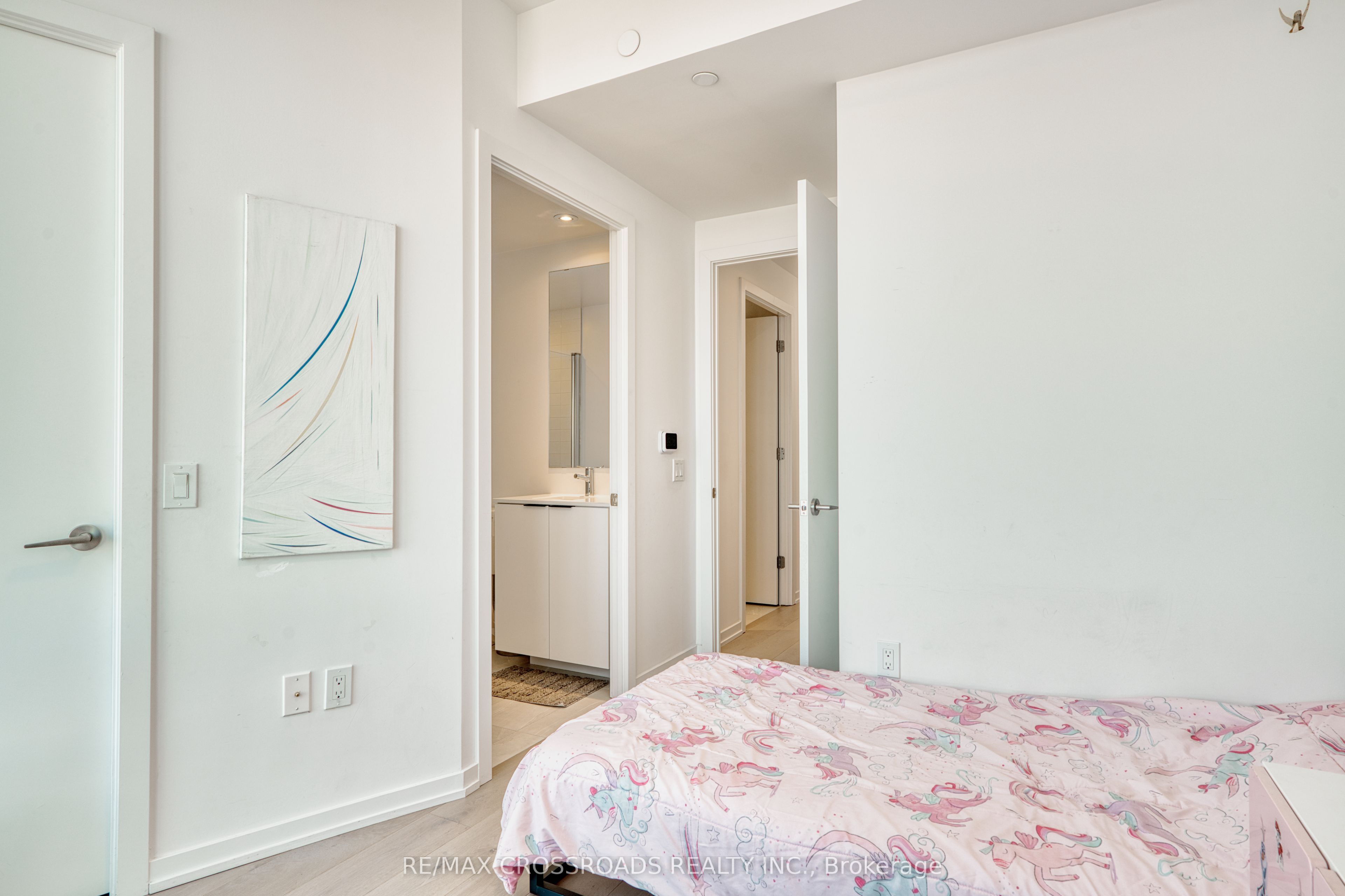 48 Power Street 1702, Toronto, ON M5A 0V2 photo 4
