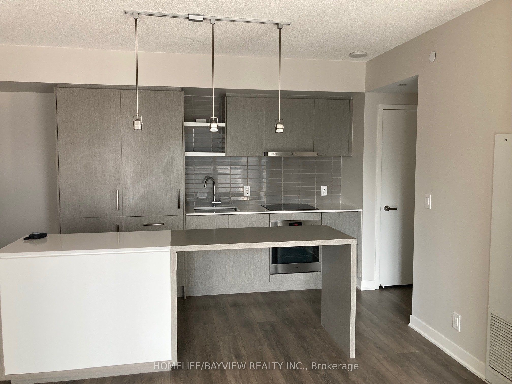 88 Harbour Street 2006, Toronto, ON M5J 0C3 photo 3