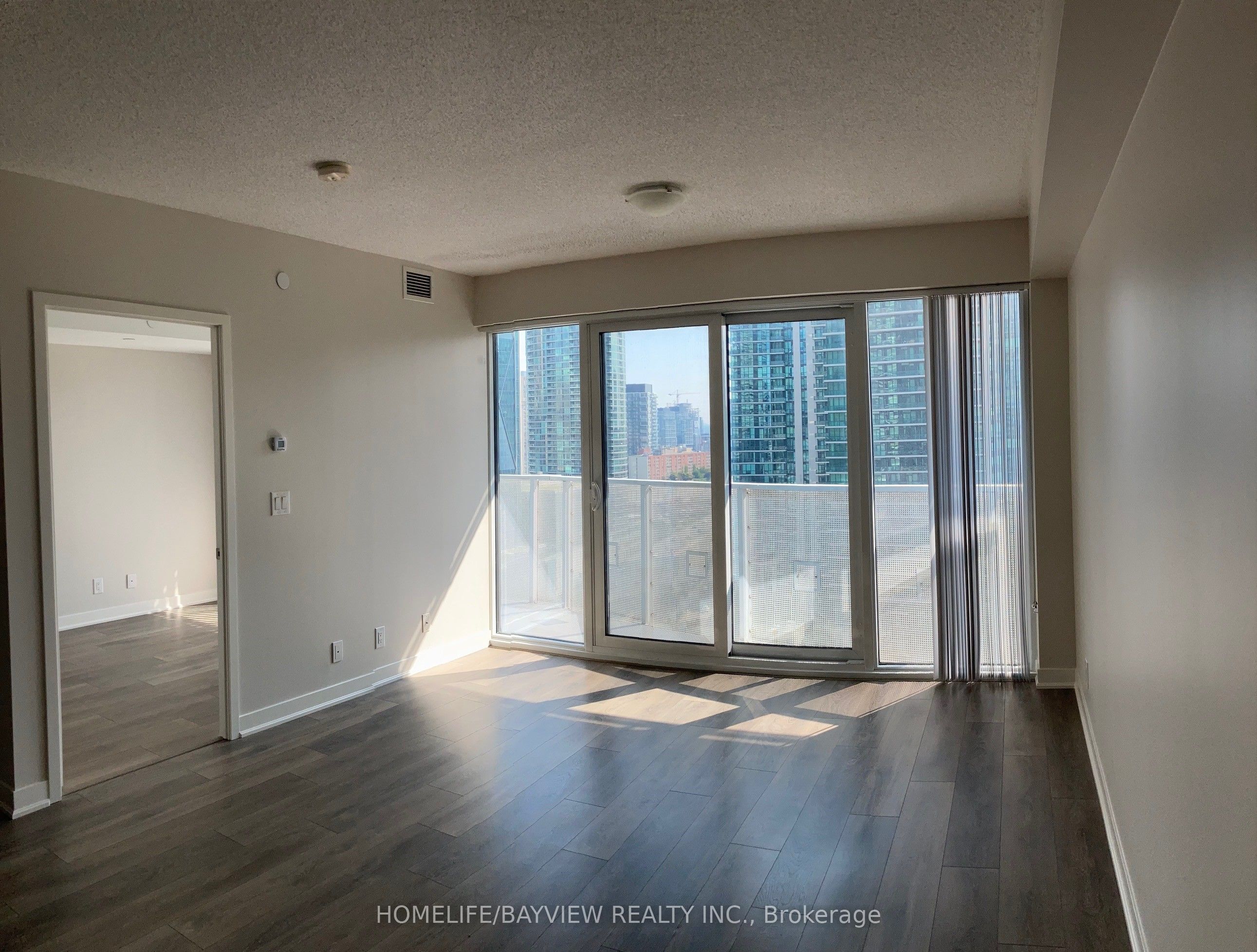 88 Harbour Street 2006, Toronto, ON M5J 0C3 photo 5