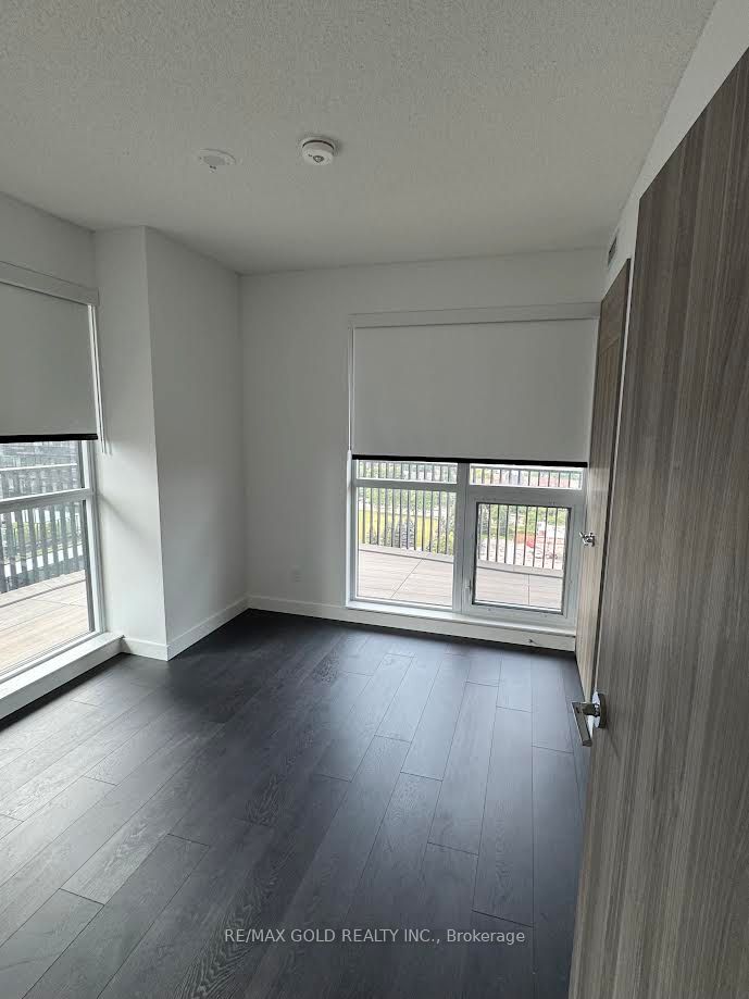 68 Esther Shiner Boulevard 1205, Toronto, ON M2K 0J6 photo 2