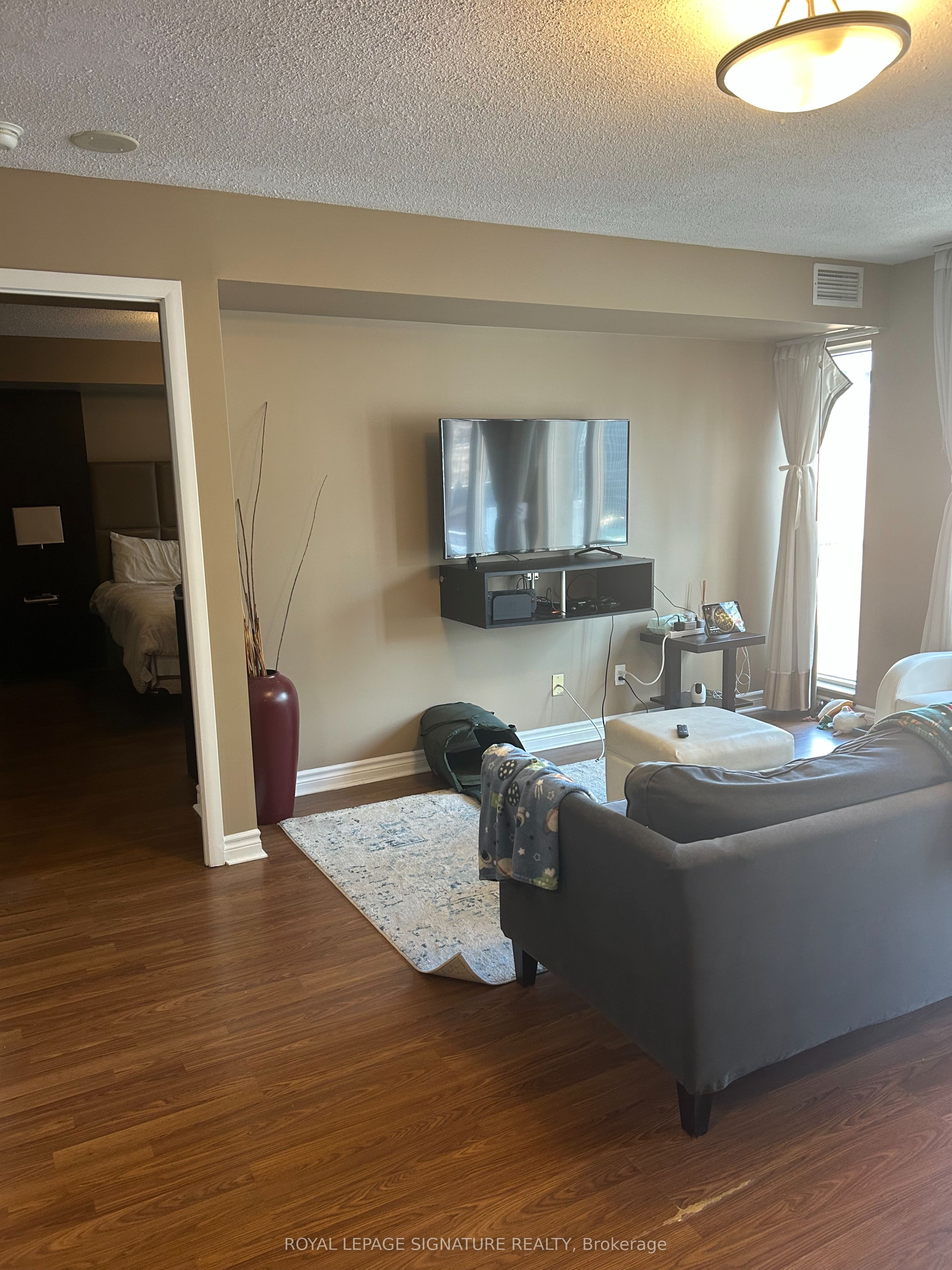 200 Victoria Street 1518, Toronto, ON M5B 1V8 photo 3