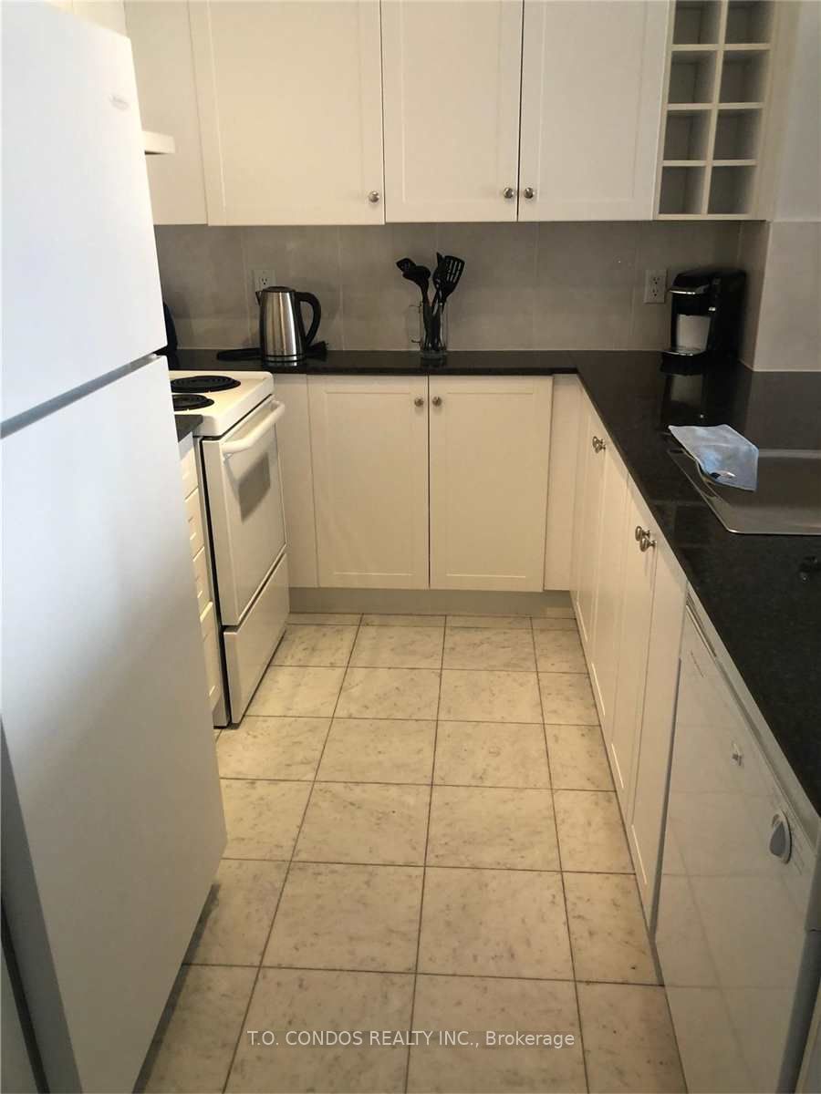 210 Victoria Street 3210, Toronto, ON M5B 2R3 photo 2