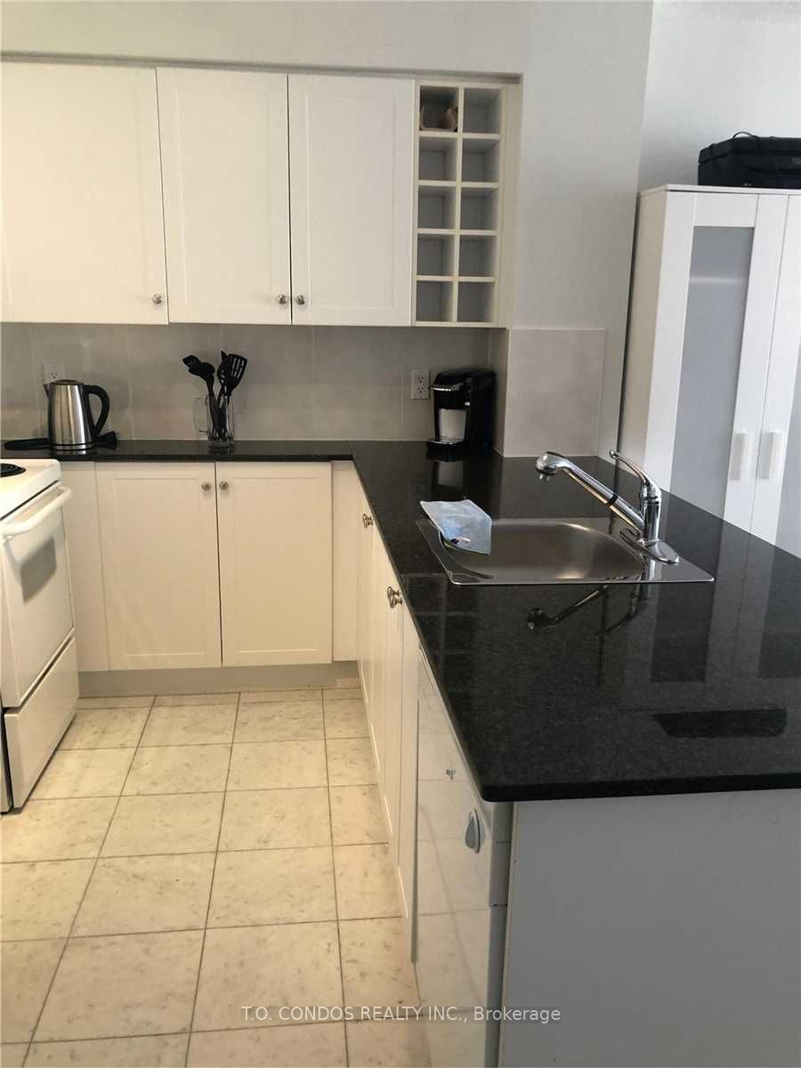 210 Victoria Street 3210, Toronto, ON M5B 2R3 photo 3