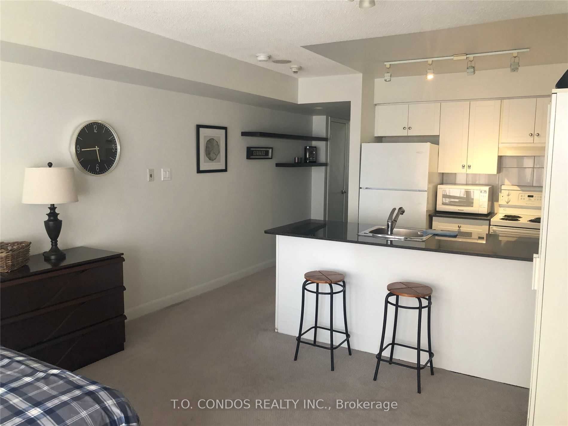 210 Victoria Street 3210, Toronto, ON M5B 2R3 photo 5