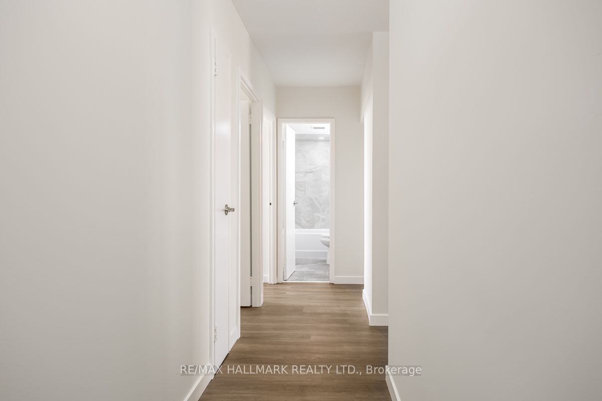 5949 Yonge Street 1105, Toronto, ON M2M 3V8 photo 4