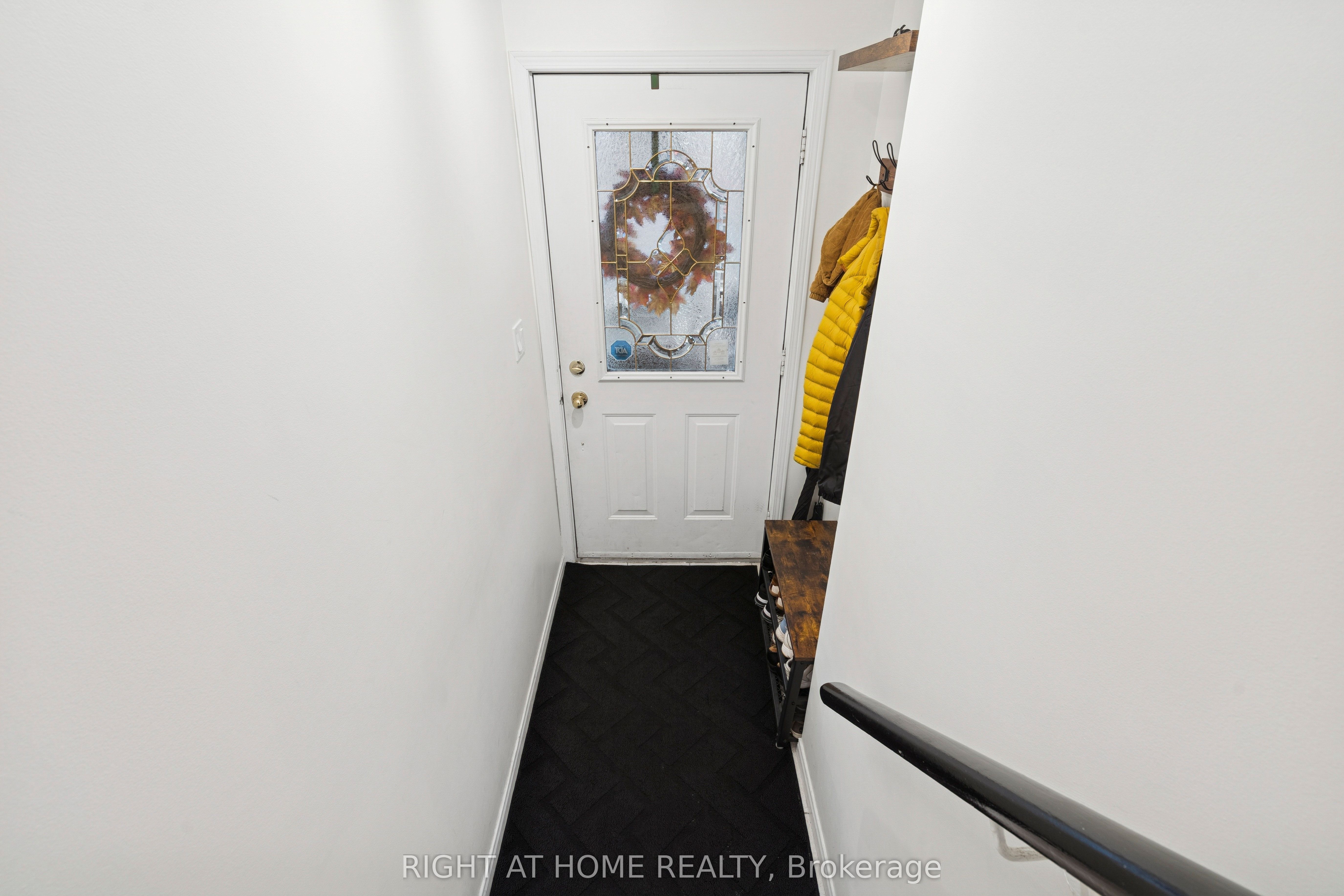 108 Finch Avenue W A30, Toronto, ON M2N 6W6 photo 5