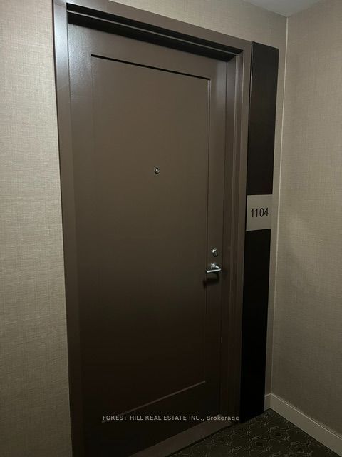320 Tweedsmuir Avenue 1104, Toronto, ON M5P 2Y3 photo 5