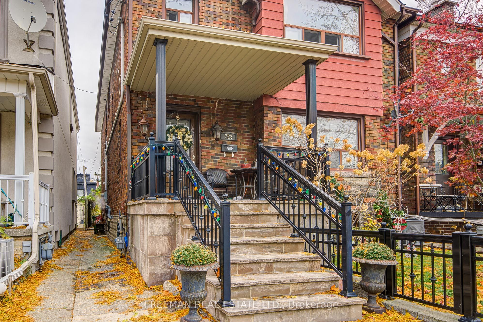723 Euclid Avenue Bsmt, Toronto, ON M6G 2V1 photo 2