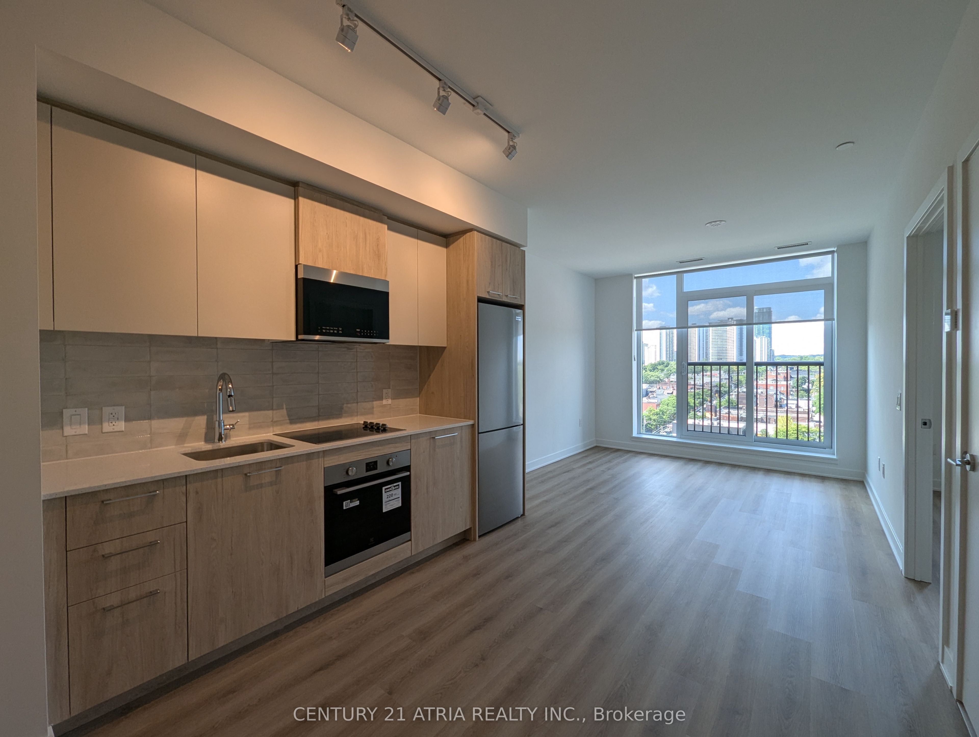 30 Dreamers Way 1023, Toronto, ON M5A 0Y7
