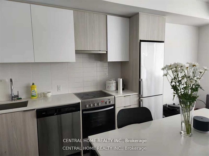 203 College Street 806, Toronto, ON M5T 1P9 photo 3
