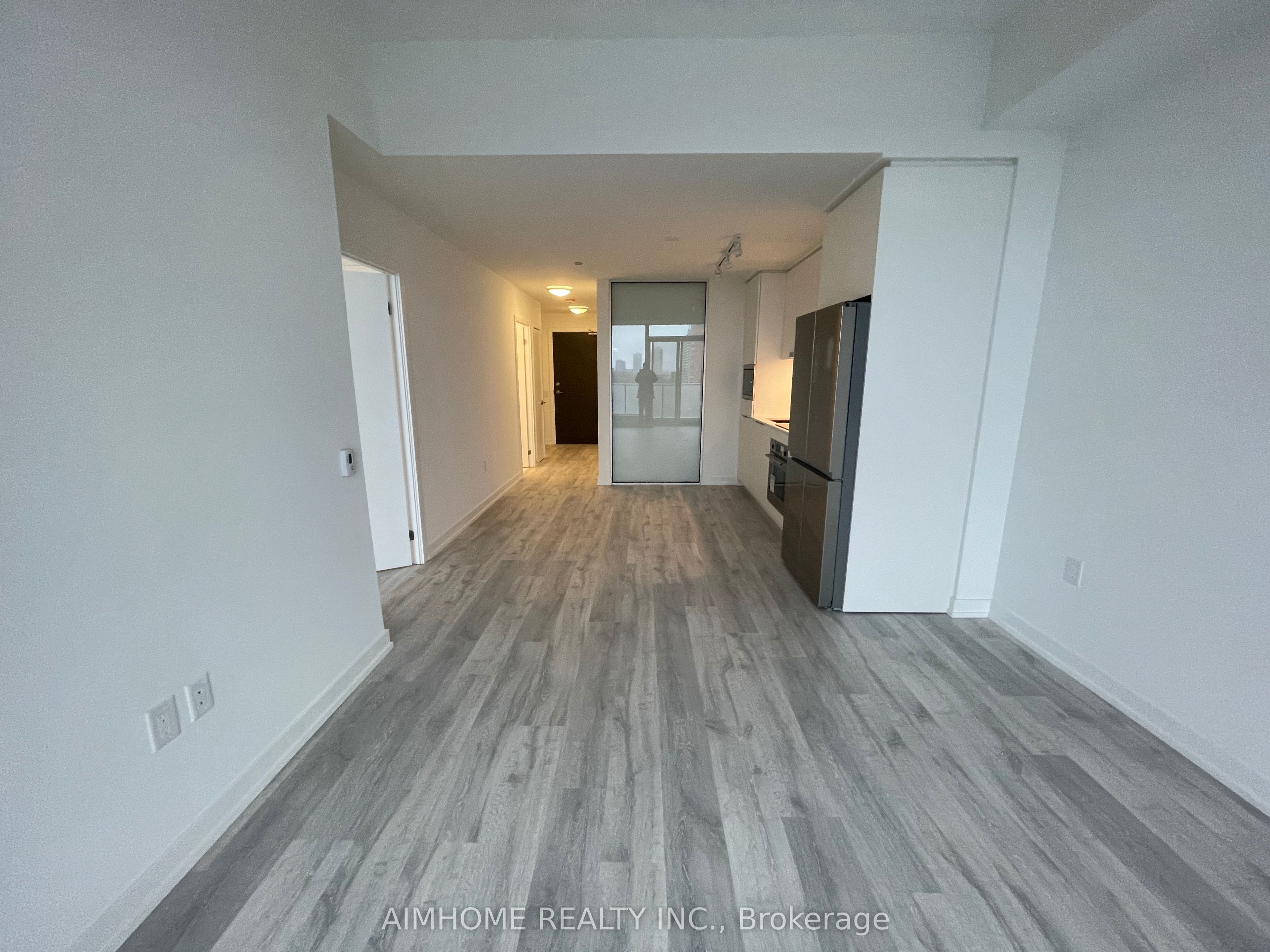 7 Golden Lion Heights N629, Toronto, ON M2M 0C1 photo 4