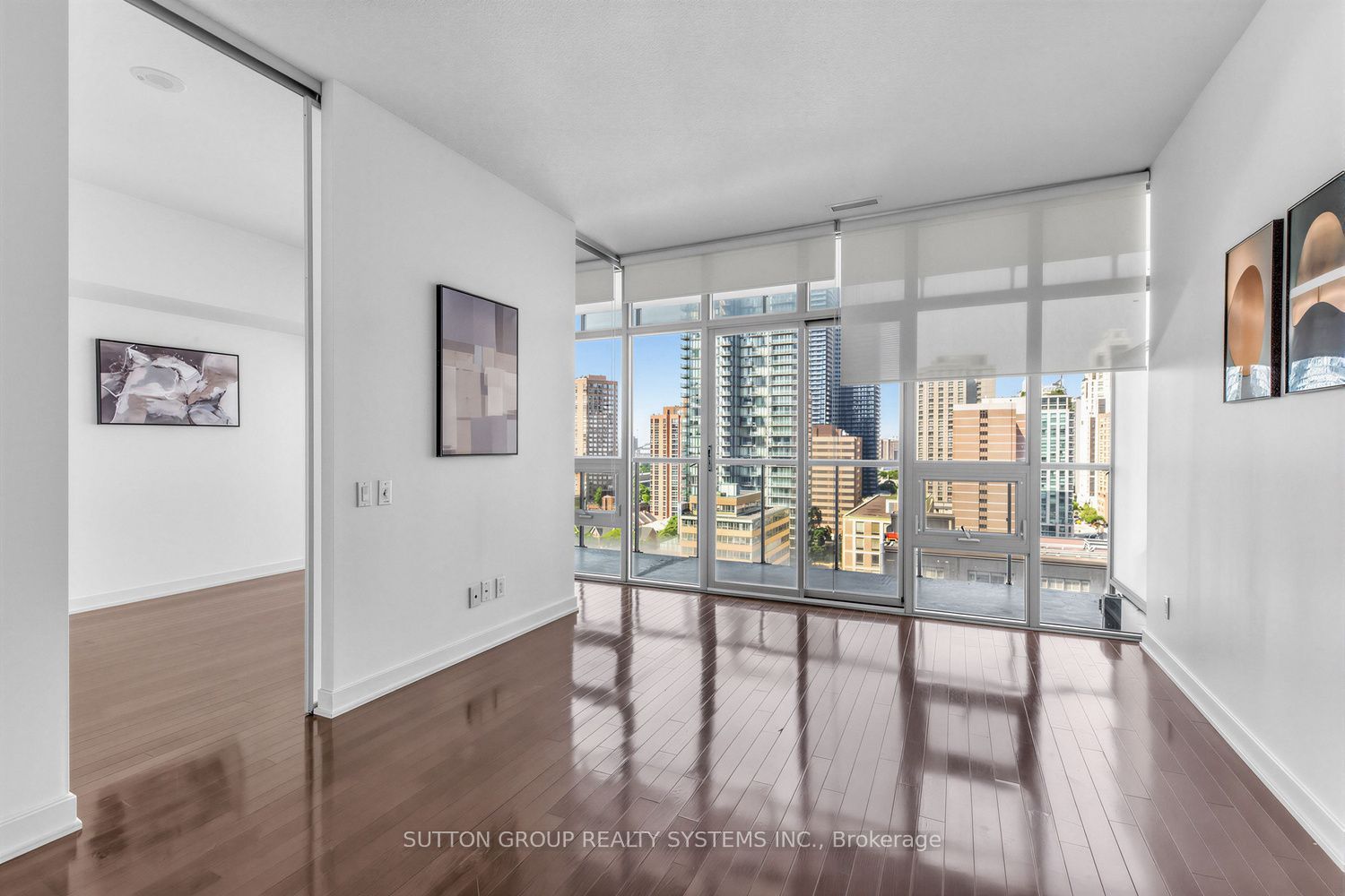 33 Charles Street E 1406, Toronto, ON M4Y 1R9 photo 5