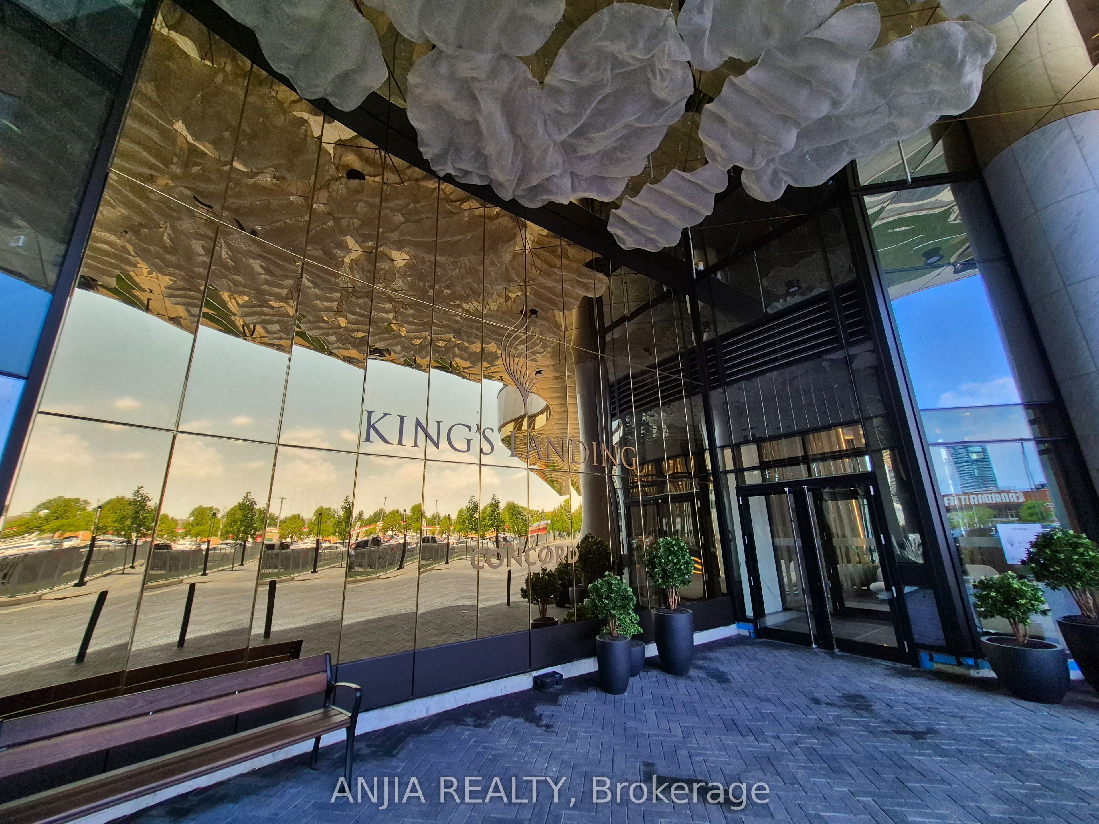 68 Esther Shiner Boulevard 667, Toronto, ON M2K 0J6
