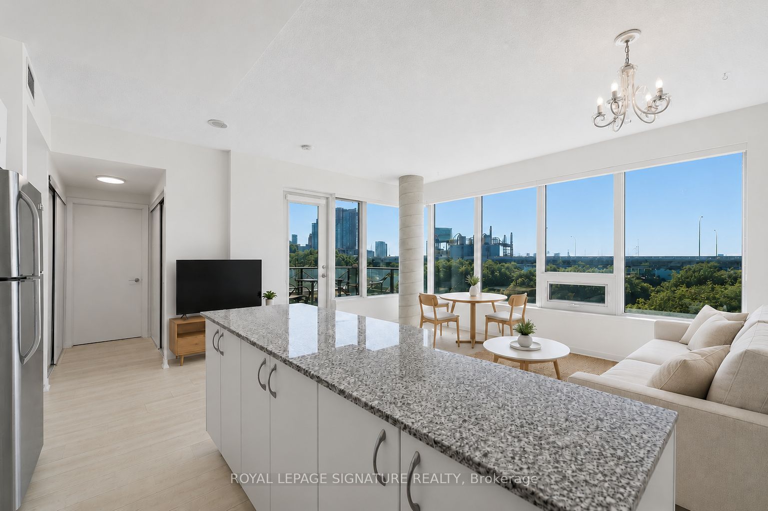 55 East Liberty Street 311, Toronto, ON M6K 3P9 photo 2