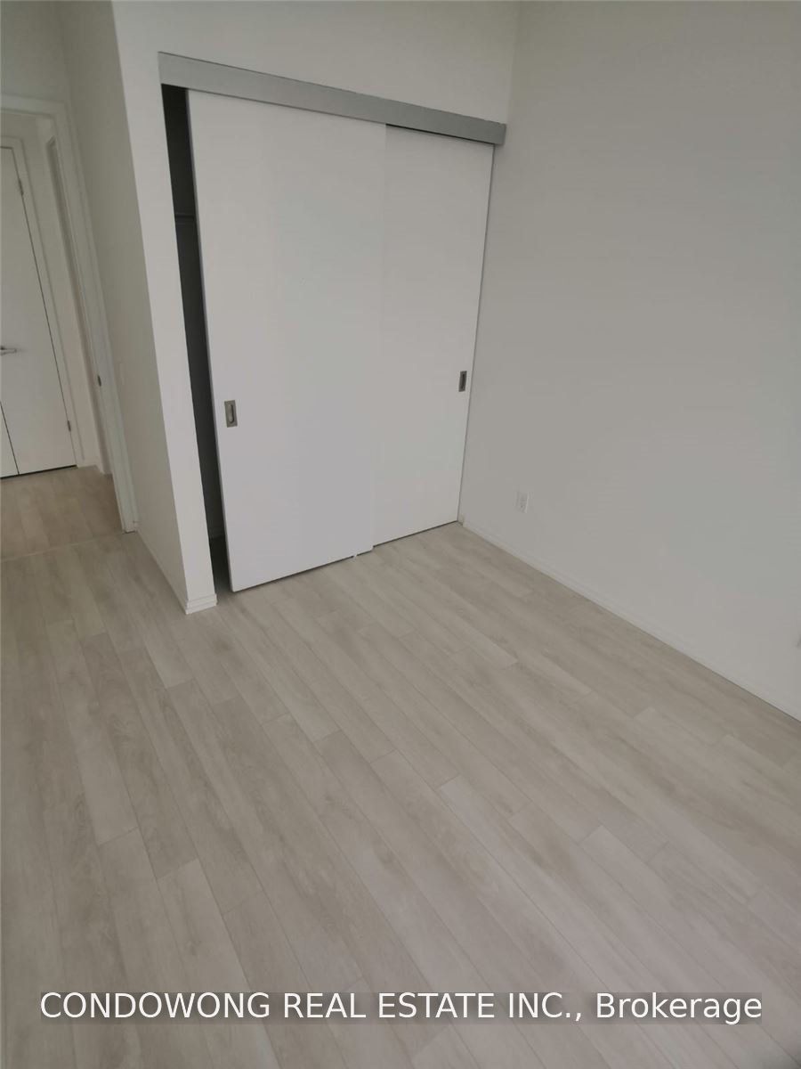 197 Yonge Street 4505, Toronto, ON M5B 0C1 photo 4