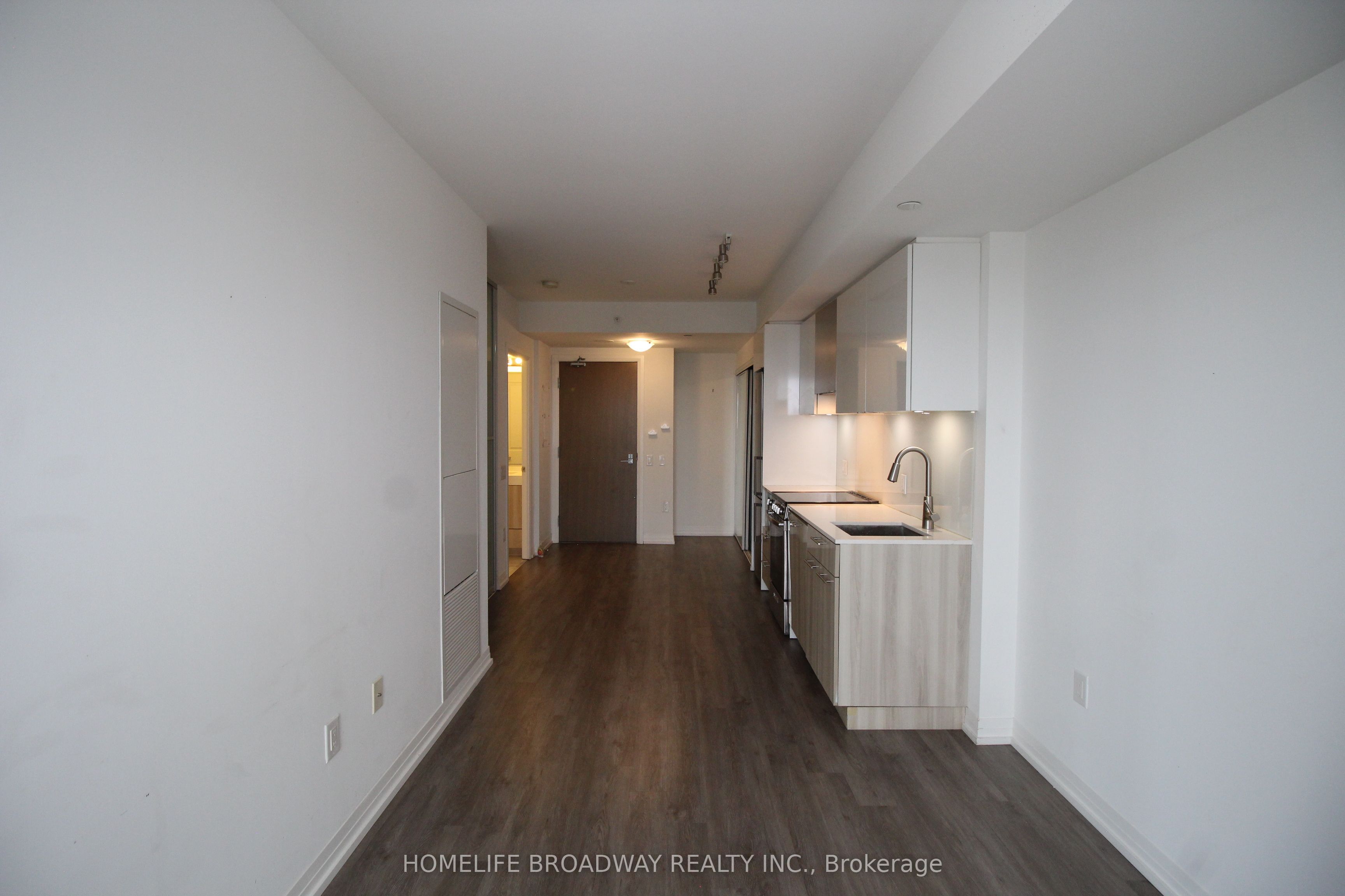 251 Jarvis Street 3202, Toronto, ON M5B 0C3 photo 4