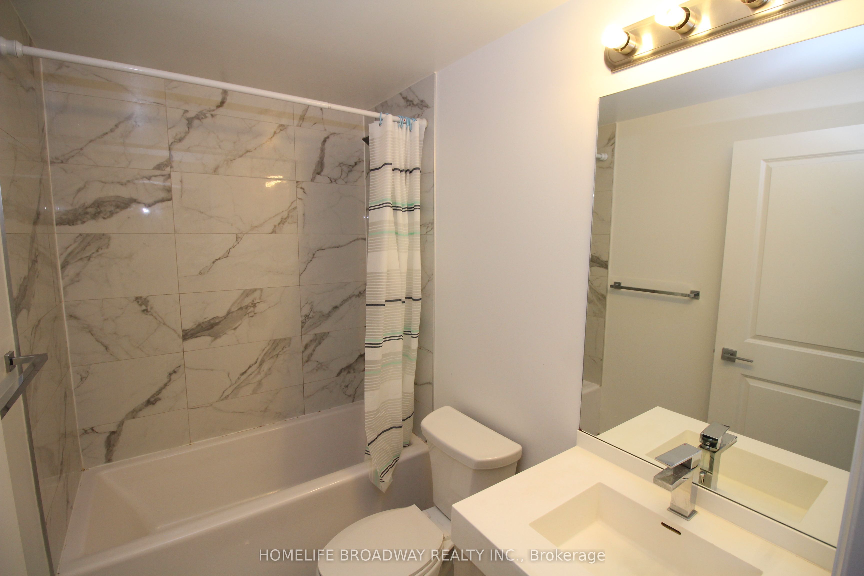 251 Jarvis Street 3202, Toronto, ON M5B 0C3 photo 5
