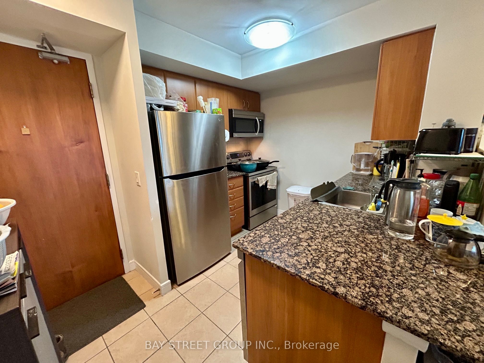 31 Bales Avenue 2215, Toronto, ON M2N 7L6 photo 5