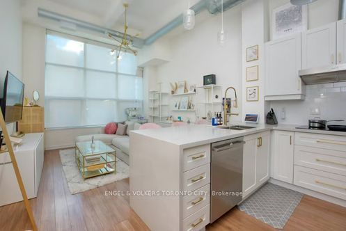 135 Dalhousie Street 303, Toronto, ON M5B 2S1
