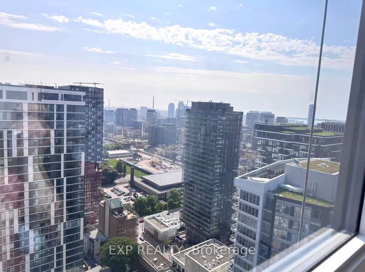 82 Dalhousie Street 3701, Toronto, ON M5B 0C5