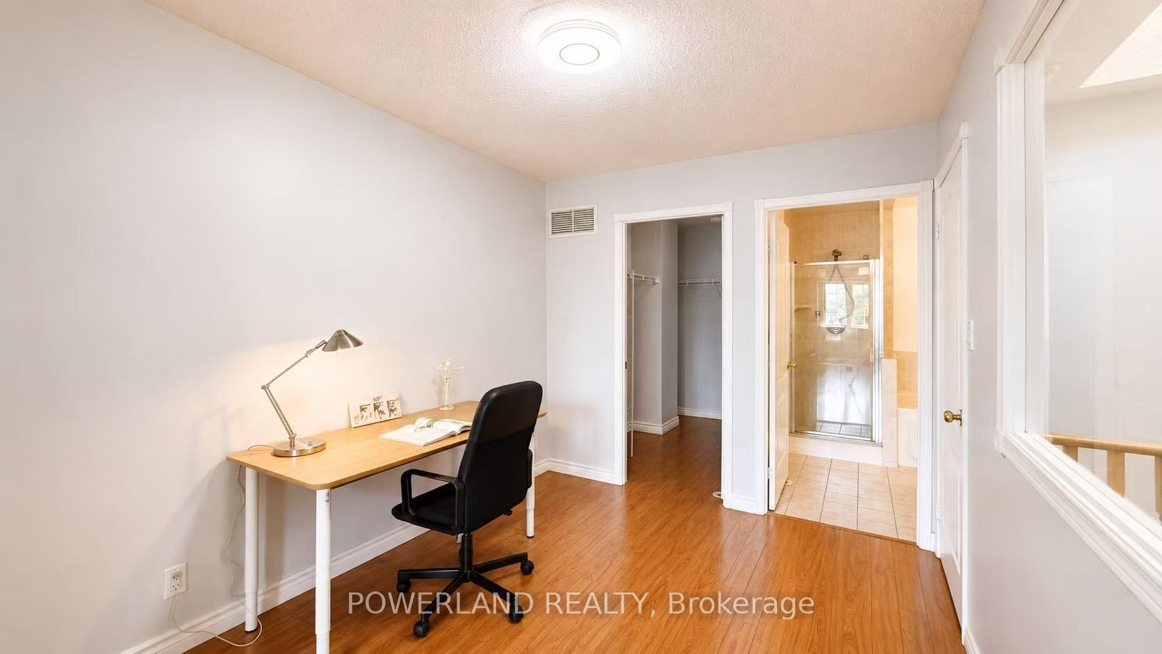 28 Sommerset Way 1120, Toronto, ON M2N 6W7 photo 4