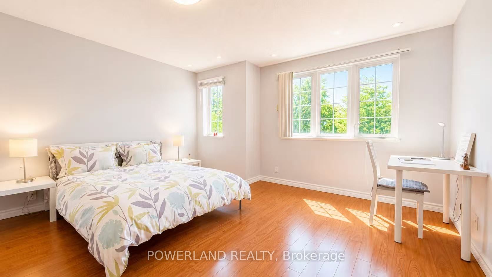 28 Sommerset Way 1120, Toronto, ON M2N 6W7 photo 5