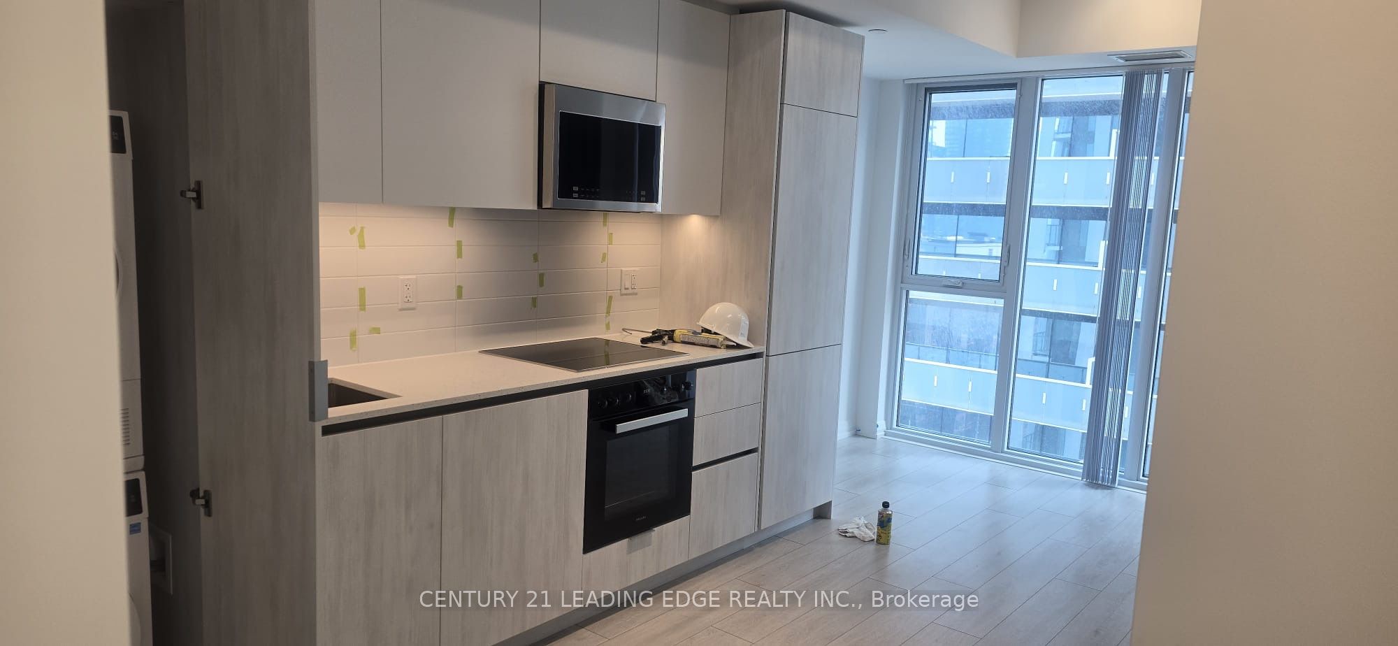400 King Street W 1926, Toronto, ON M5V 0X8 photo 3