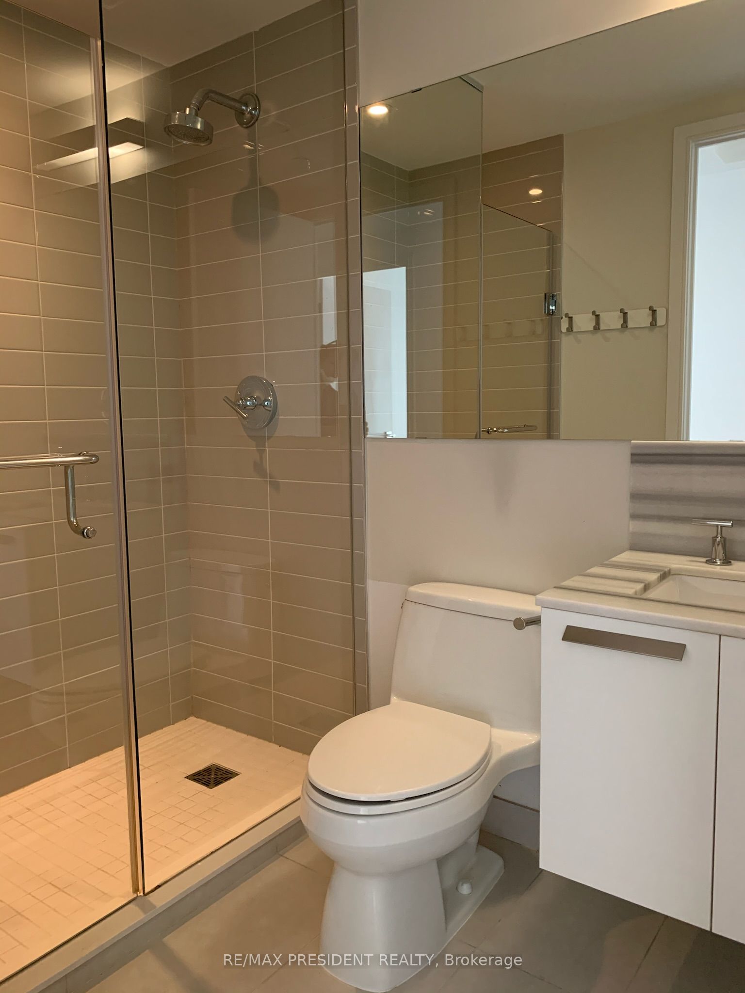 57 St Joseph Street 408, Toronto, ON M5S 0C5 photo 5