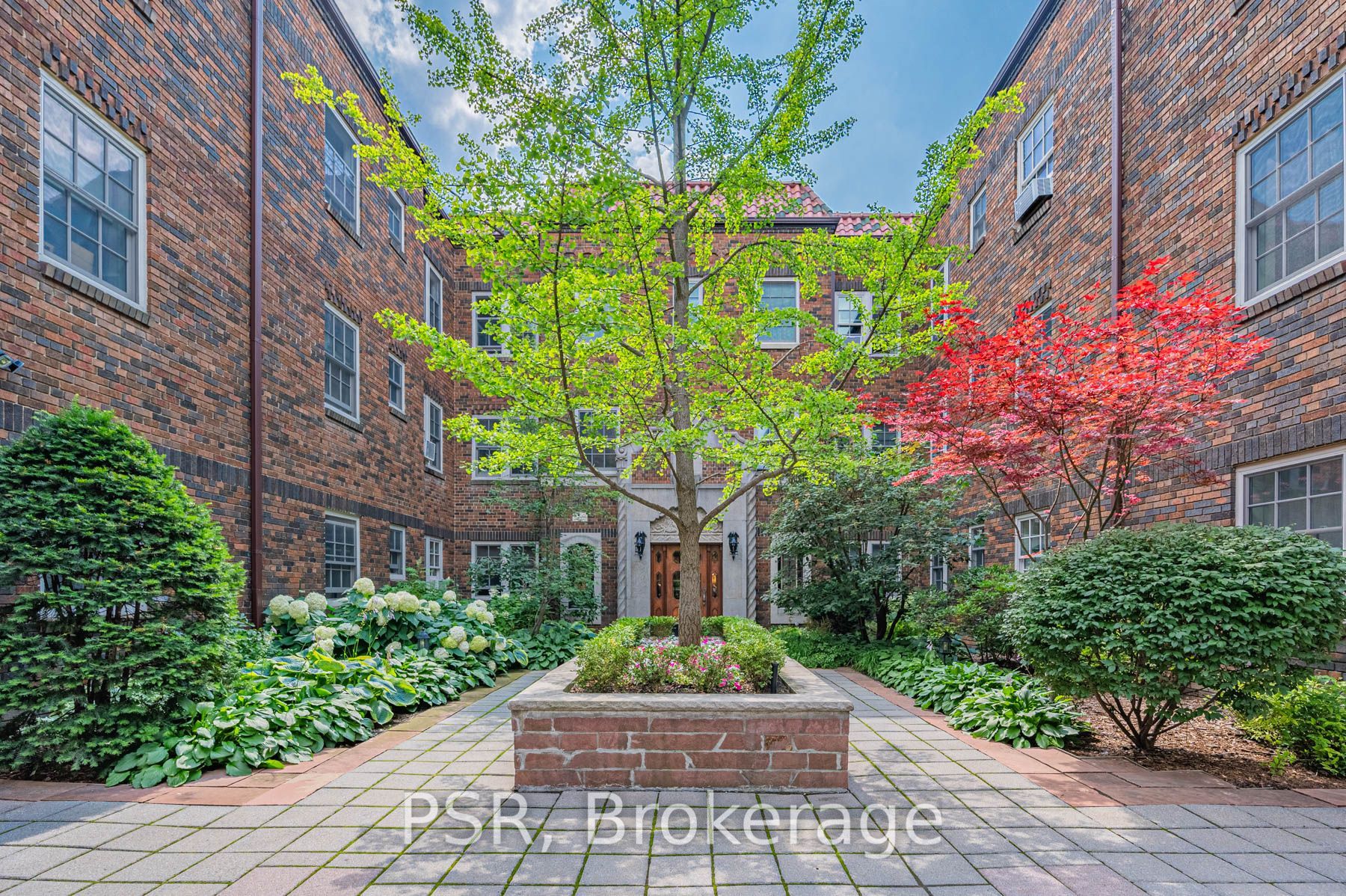 480 Oriole Parkway 108, Toronto, ON M5P 2H8 photo 3