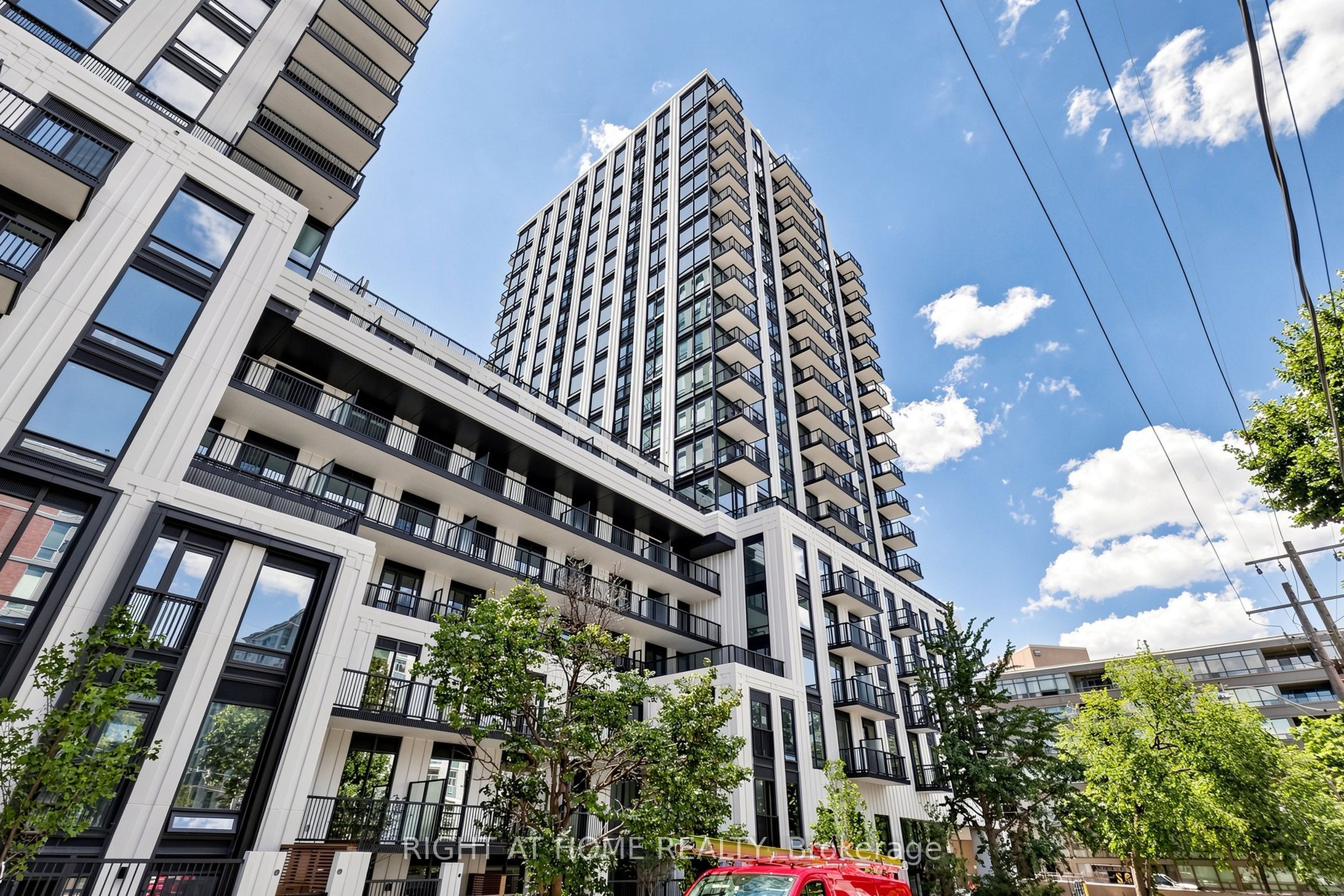 91 Montclair Avenue 837, Toronto, ON M5P 0B1 photo 4