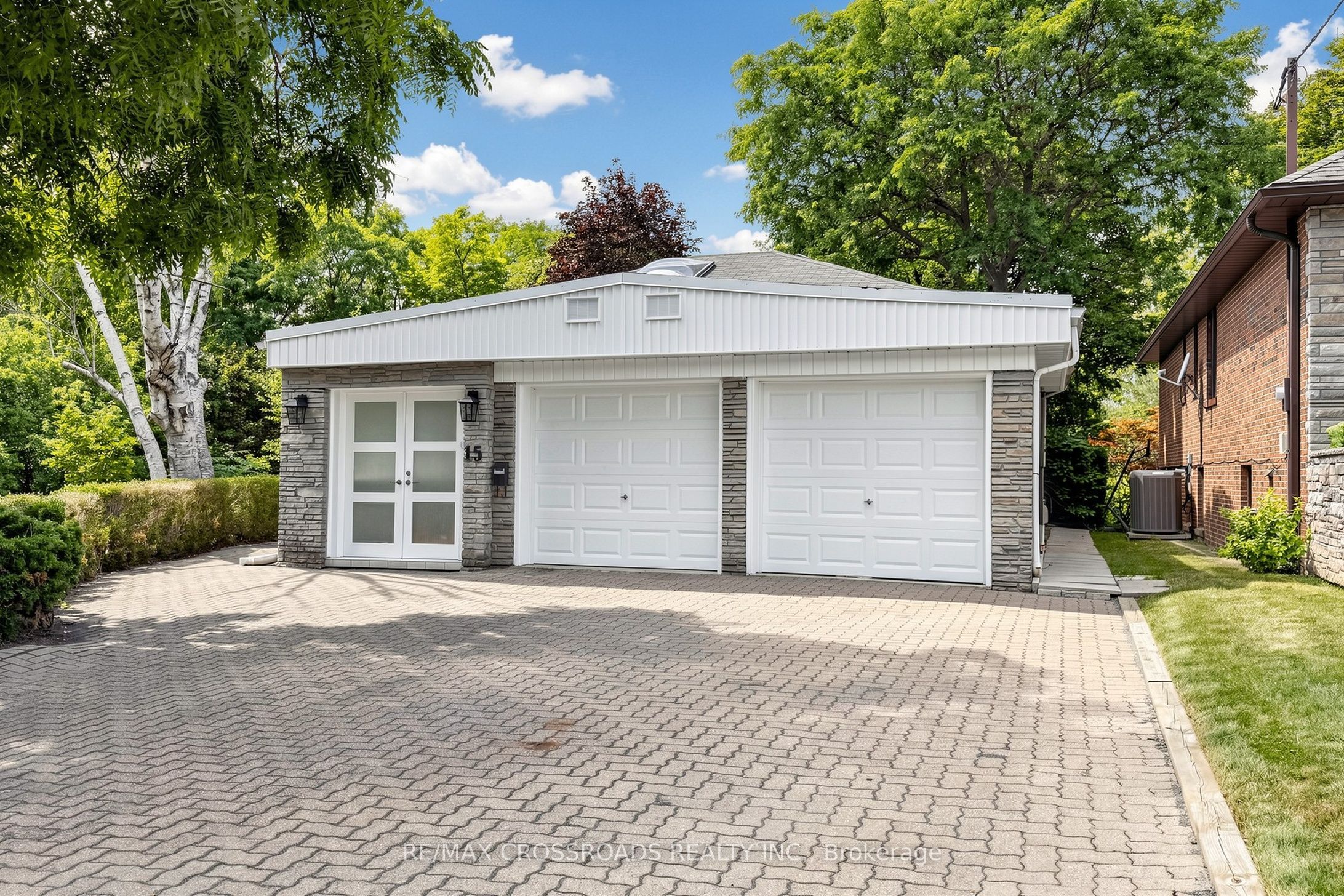 15 Alamosa Drive, Toronto, ON M2J 2N6