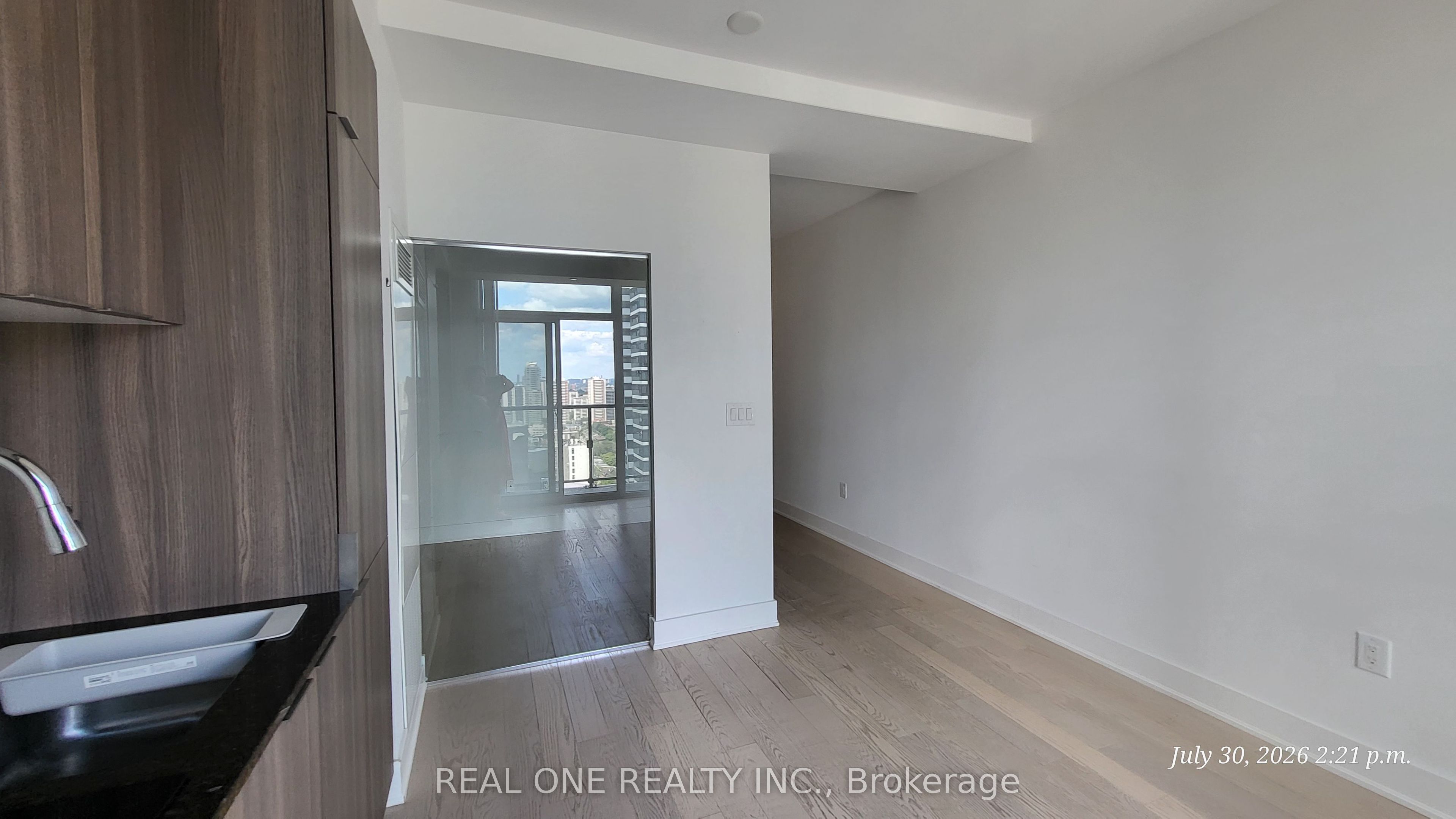 955 Bay Street 3117, Toronto, ON M5S 0C6 photo 3