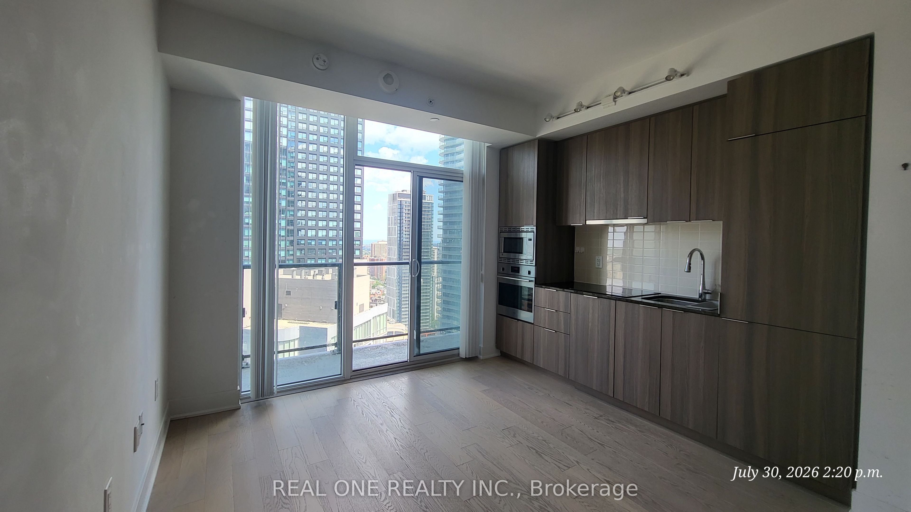 955 Bay Street 3117, Toronto, ON M5S 0C6 photo 4