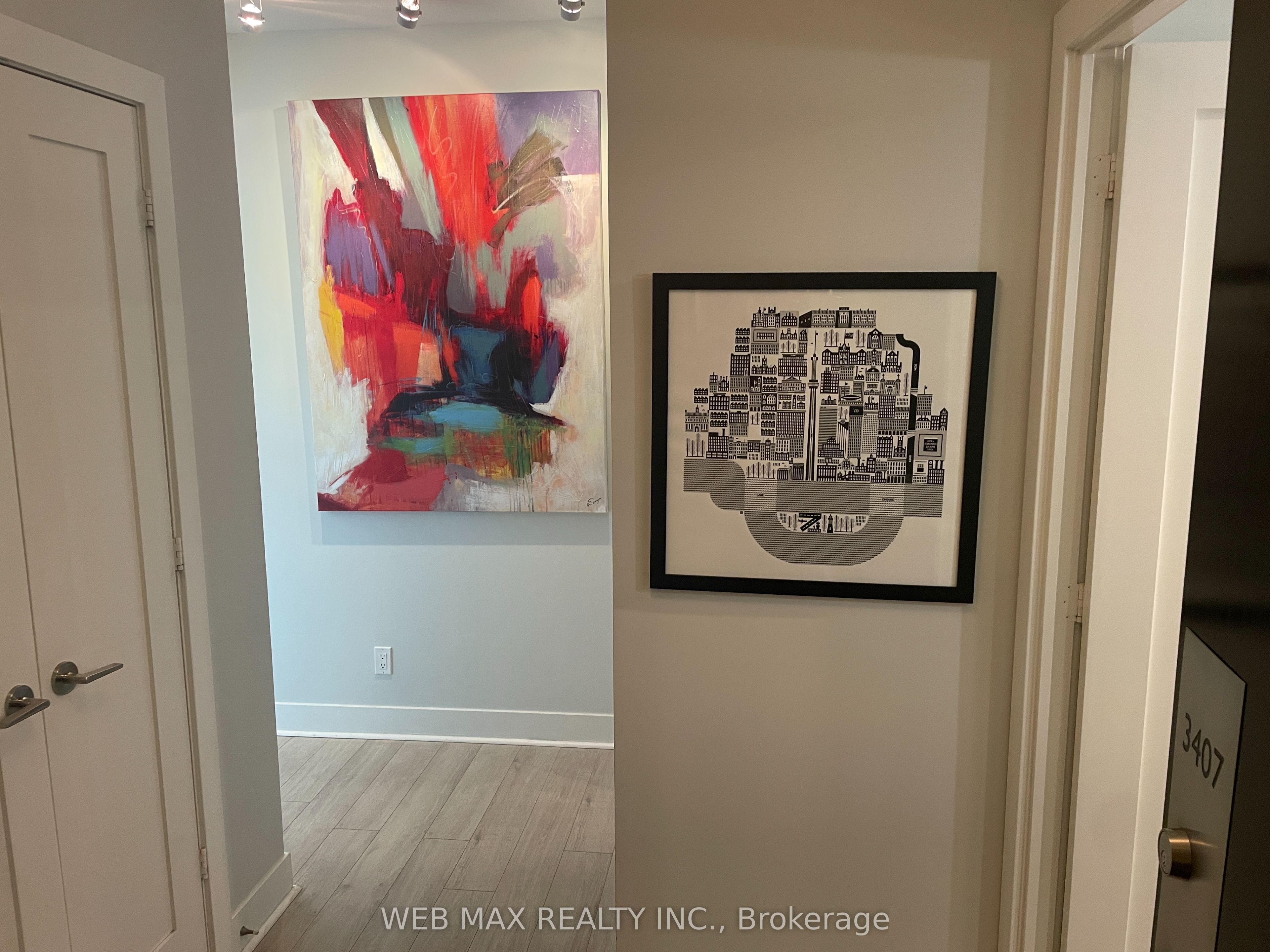 120 Homewood Avenue 3407, Toronto, ON M4Y 2J3 photo 3