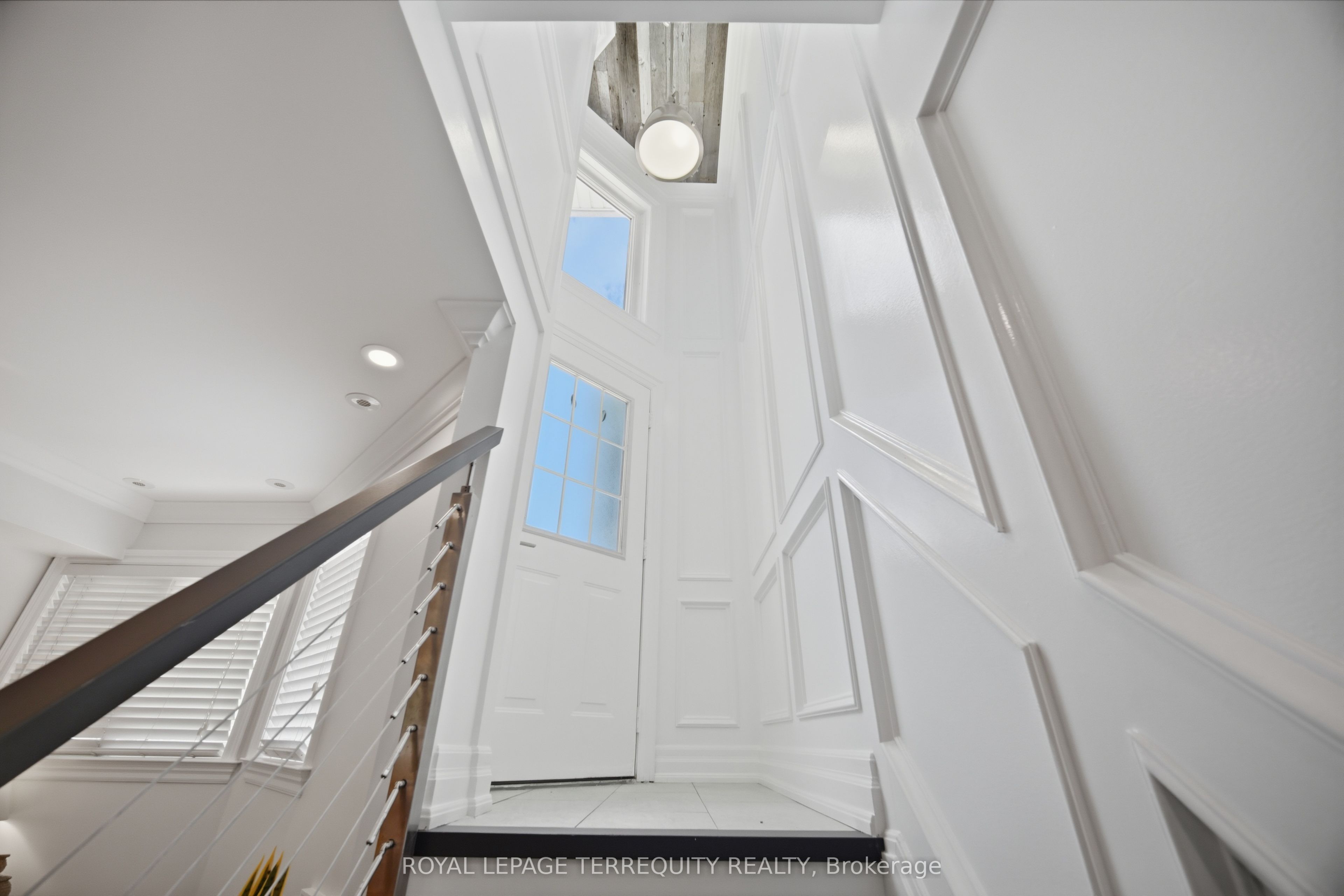 10 Merchant Lane 148, Toronto, ON M6P 4J6 photo 2