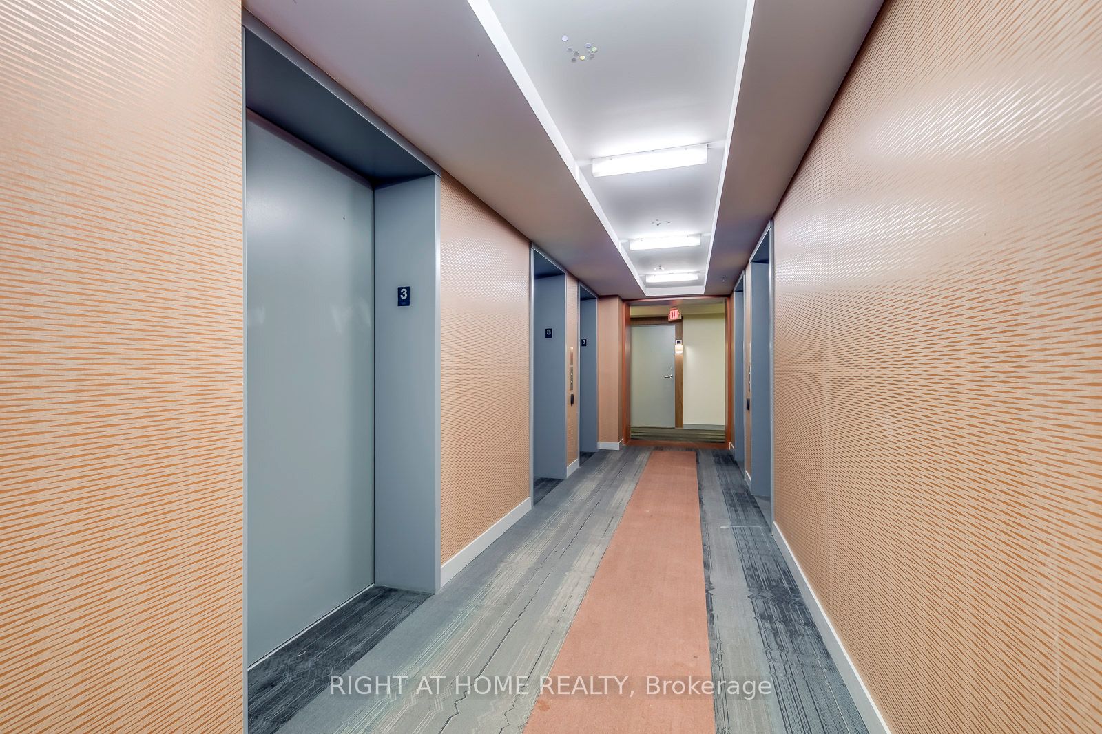 295 Adelaide Street W 314, Toronto, ON M5V 0L4 photo 5