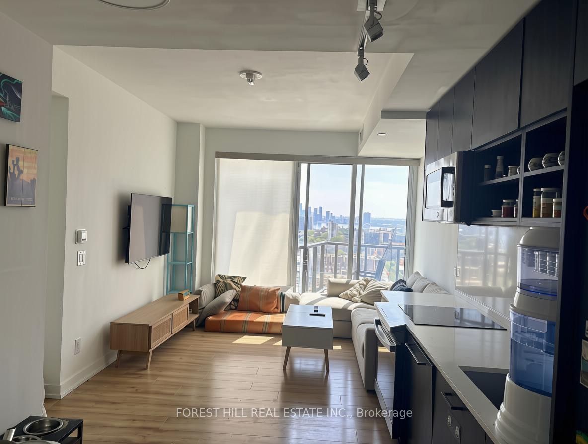 135 East Liberty Street 2103, Toronto, ON K6K 3K4 photo 3