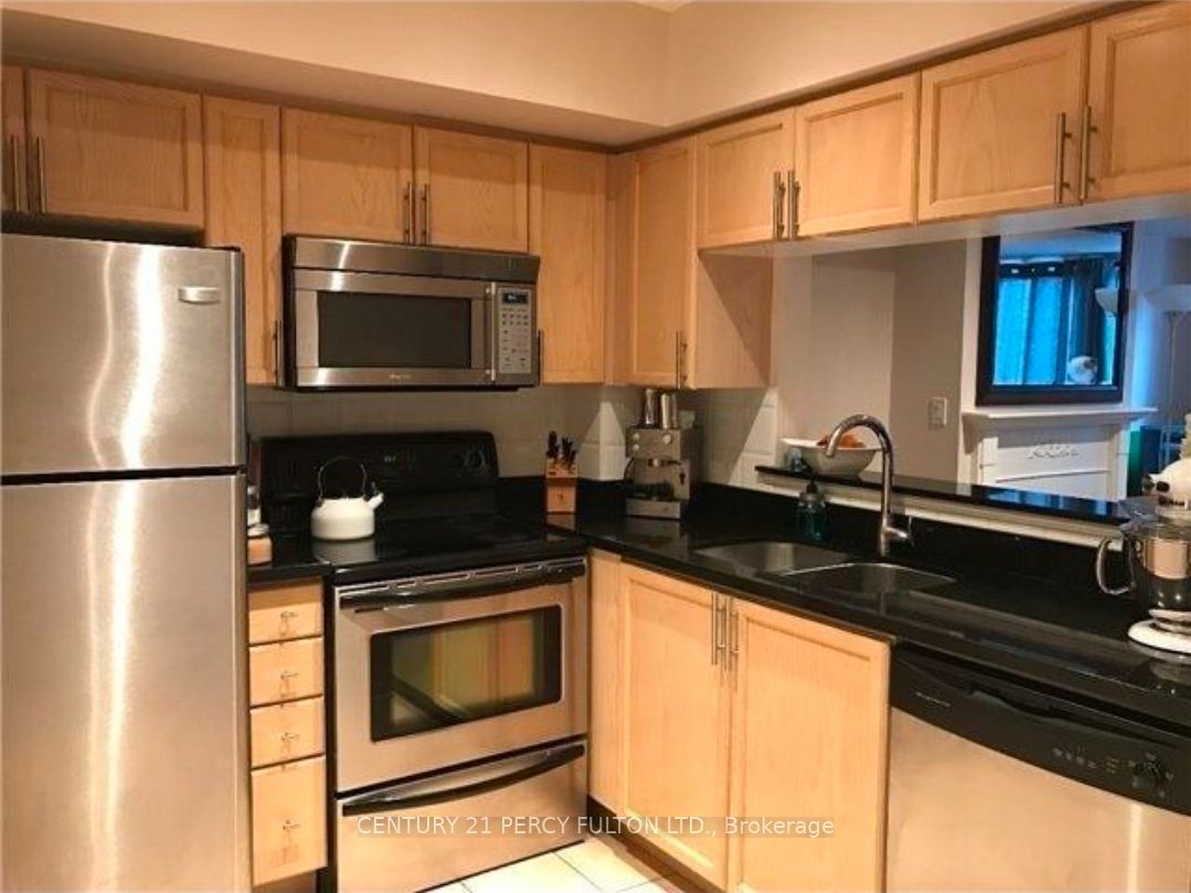 3 Everson Drive, Toronto, ON M2N 7C2 photo 5
