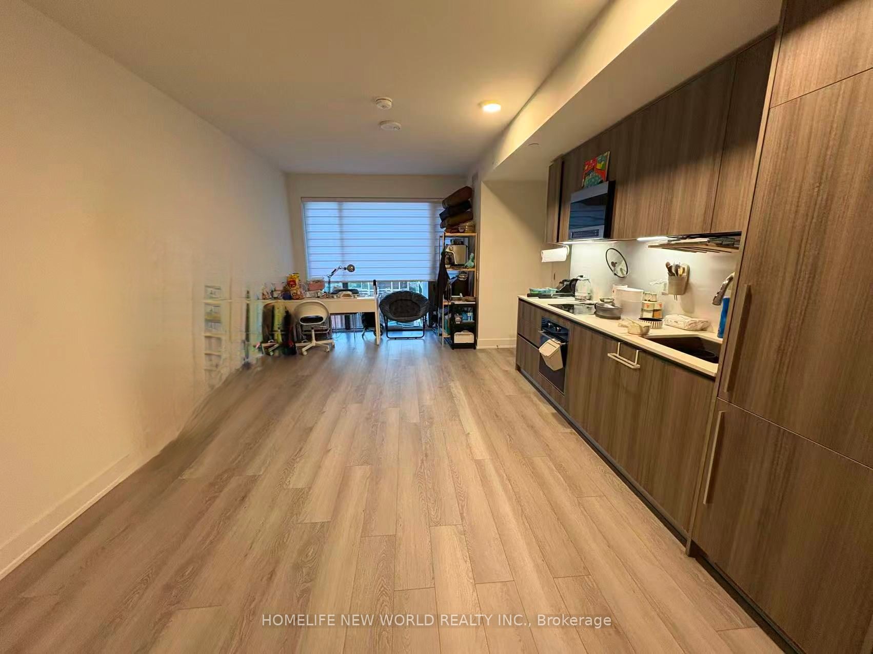 8 Cumberland Street 2406, Toronto, ON M4W 0B6 photo 4