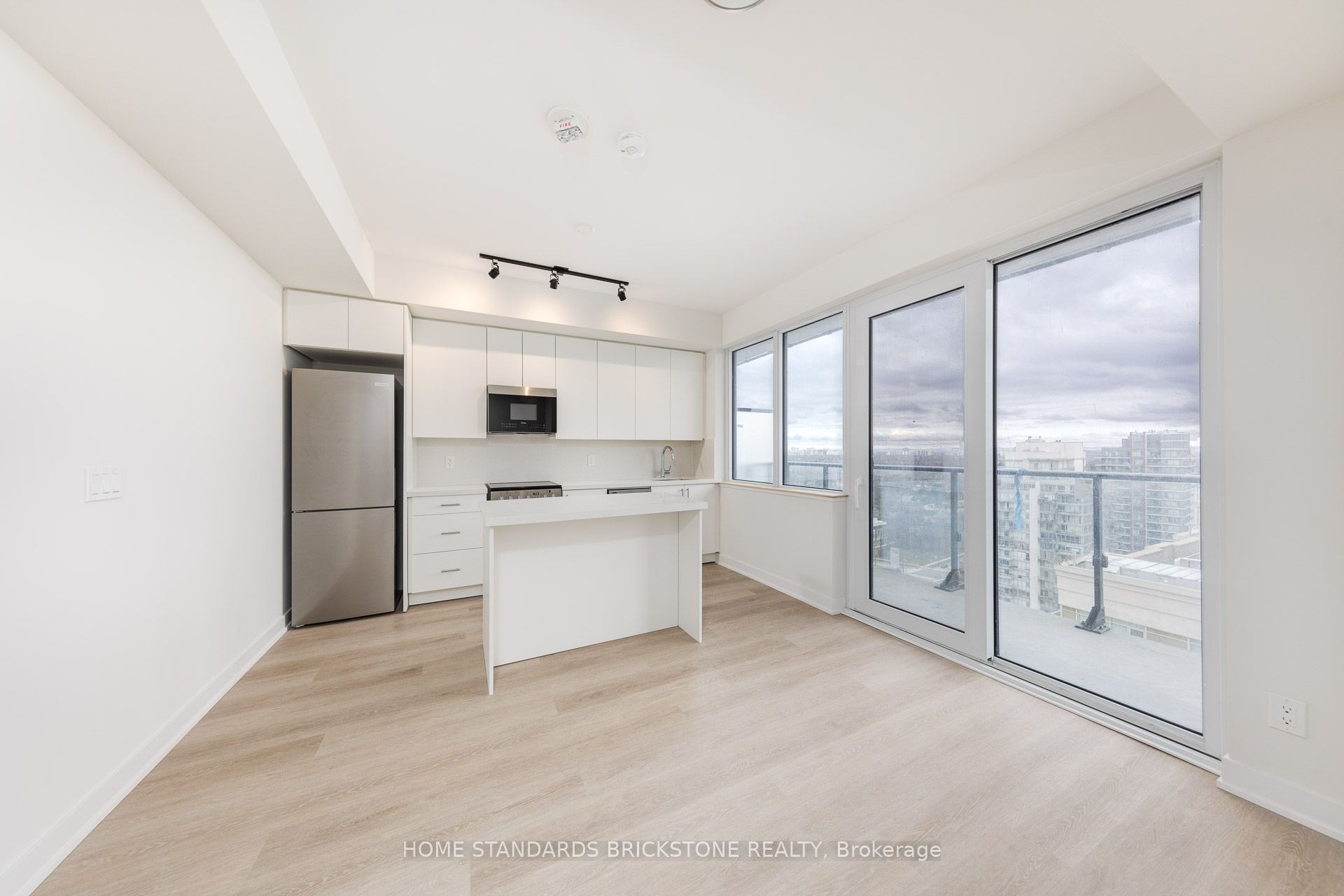 15 ellerslie Avenue 2009, Toronto, ON M2N 0L7