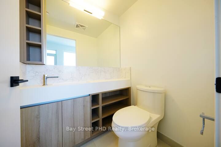 319 Jarvis Street 812, Toronto, ON M5B 0C8 photo 5