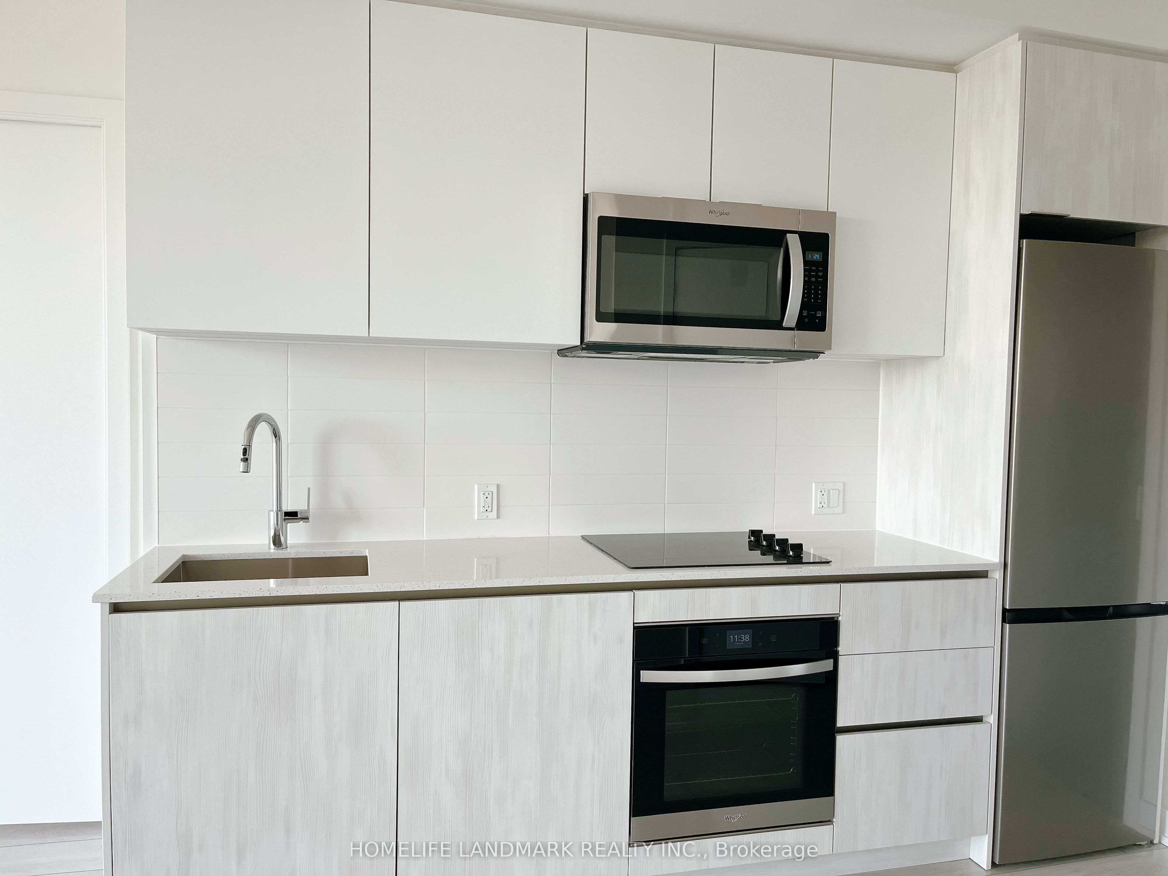 5858 Yonge Street, Toronto, ON M2M 0C6 photo 2