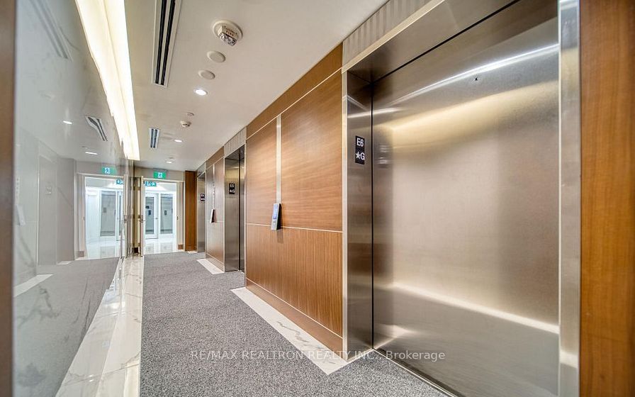 85 Mcmahon Drive W 3005, Toronto, ON M2K 0H1 photo 3