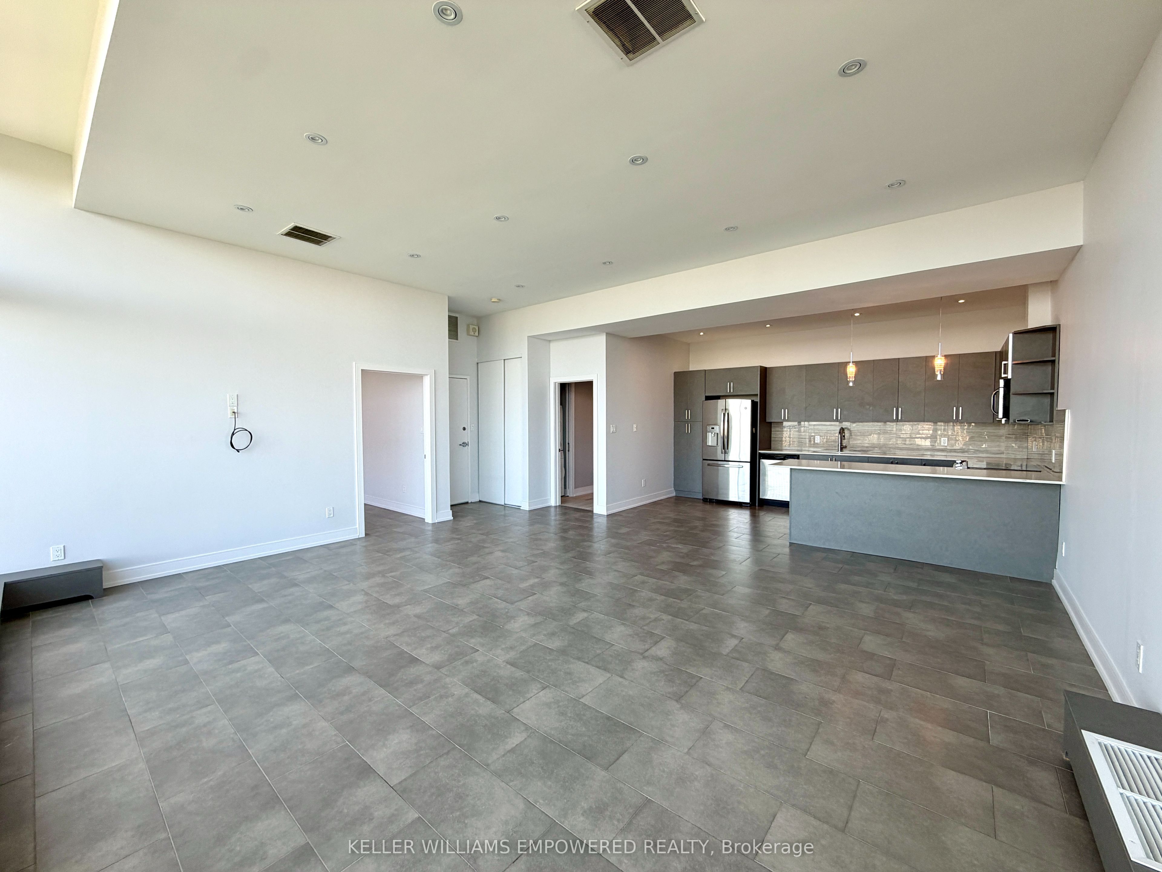 225 Davisville Avenue PH1, Toronto, ON M4S 1G9 photo 3