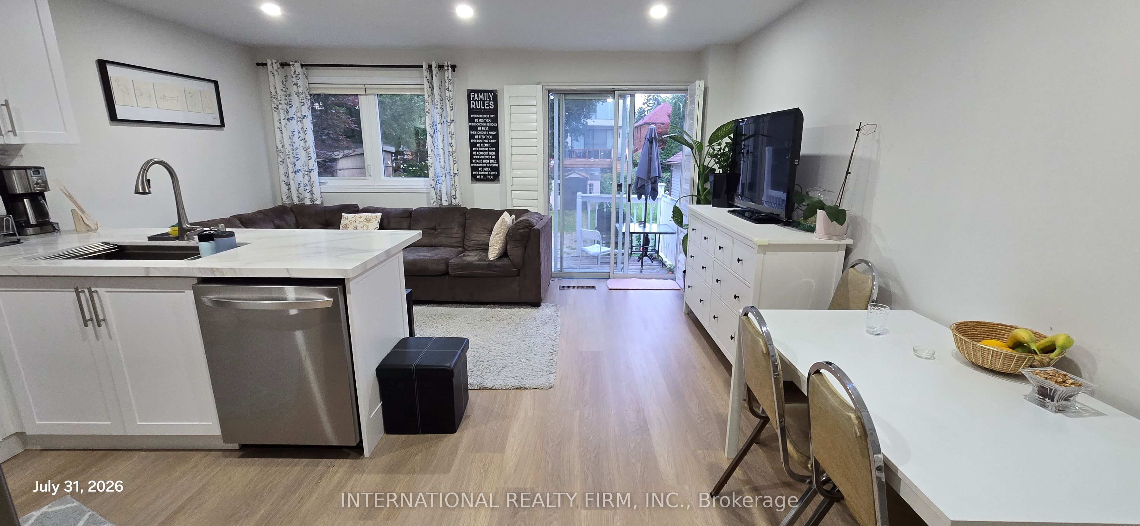 261 Soudan Avenue Main, Toronto, ON M4S 1W2 photo 2