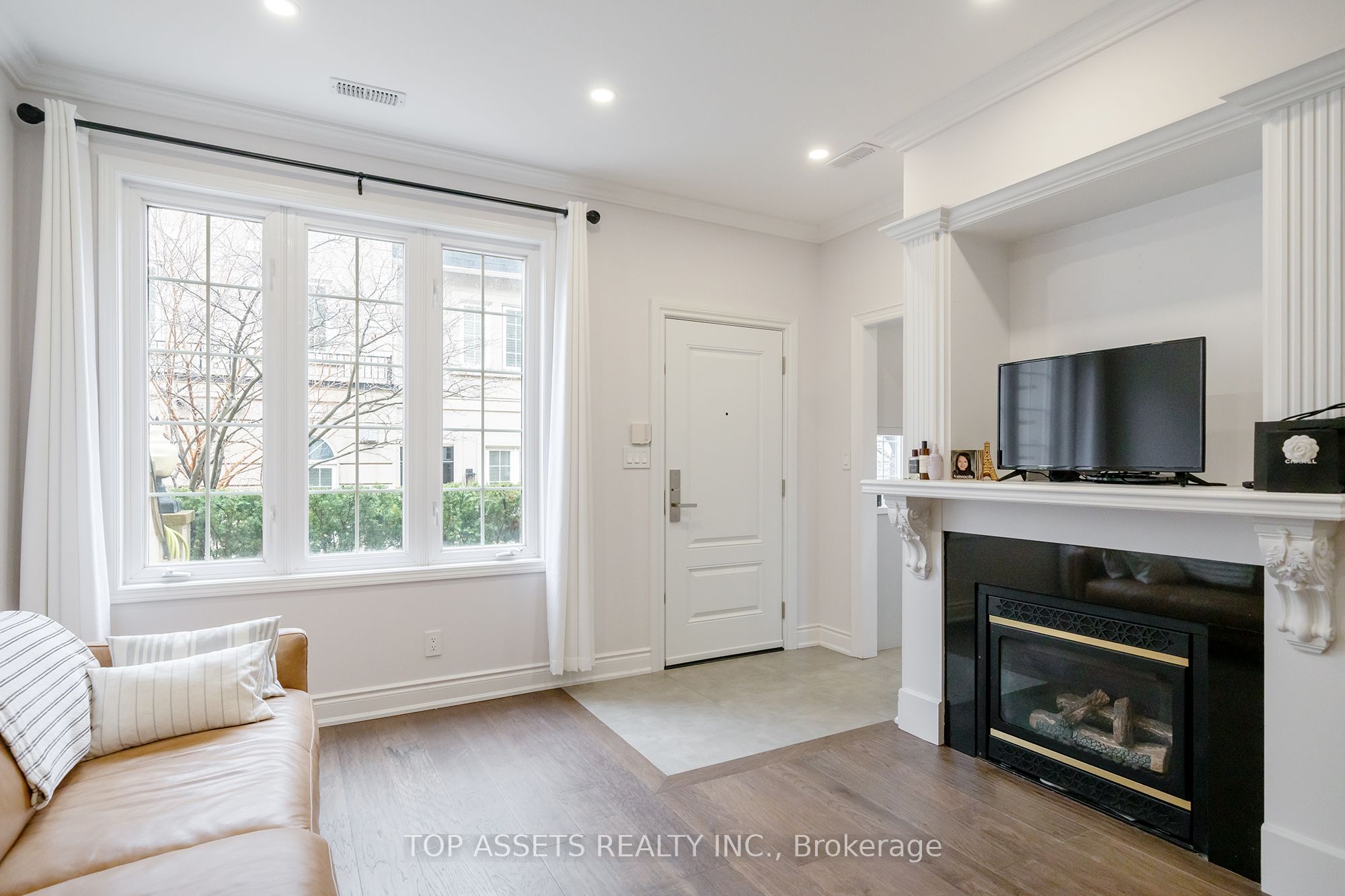 11 Everson Drive 105, Toronto, ON M2N 7B9 photo 5