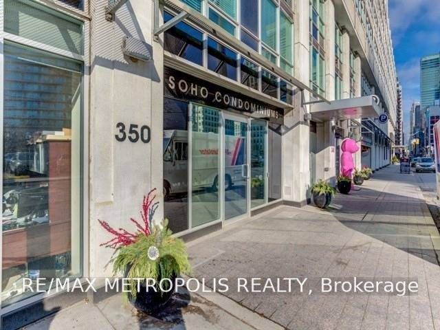 350 Wellington Street W M08, Toronto, ON M5V 3W9 photo 2