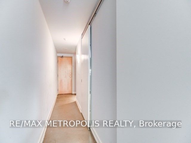350 Wellington Street W M08, Toronto, ON M5V 3W9 photo 5