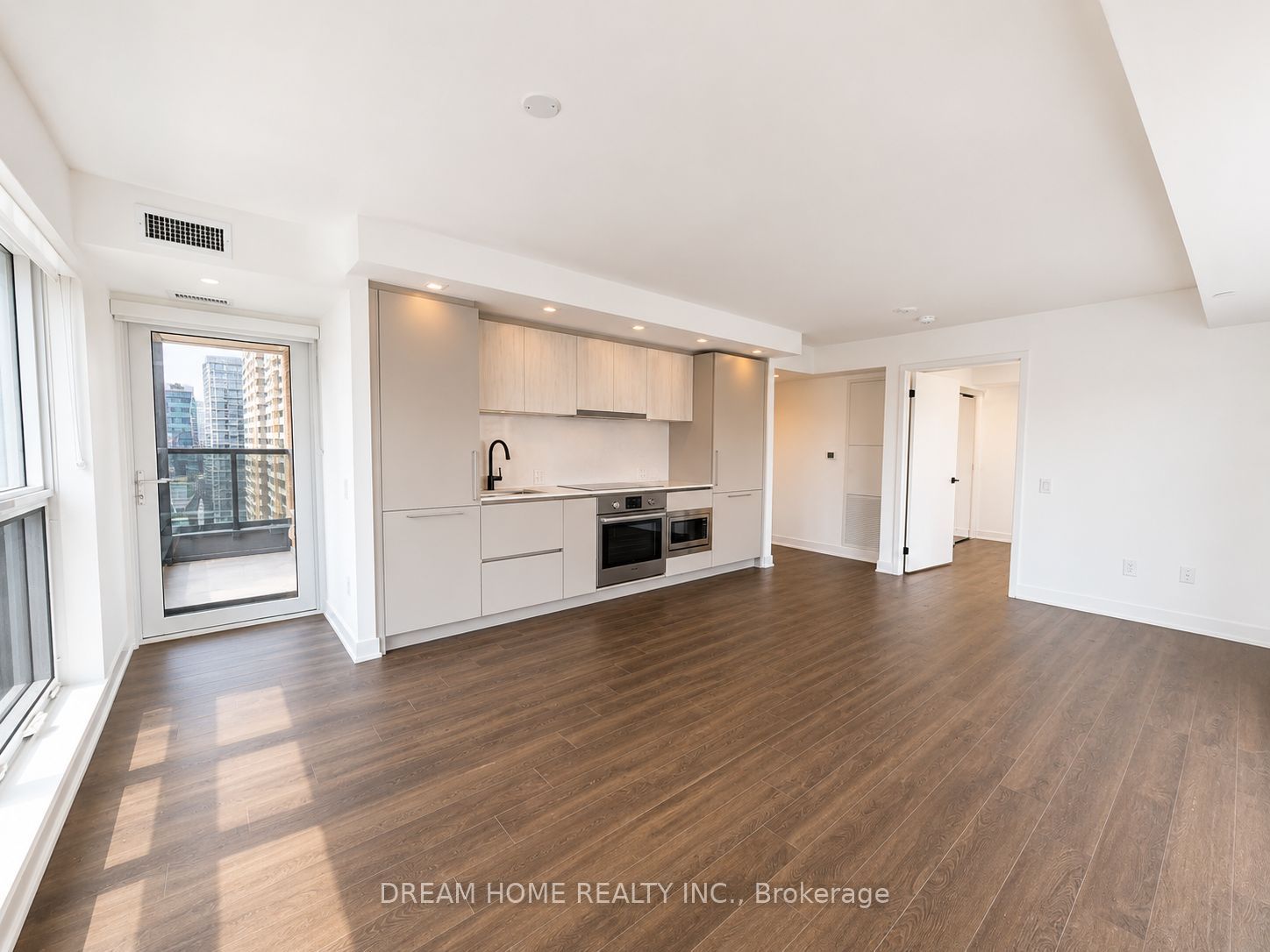 609 Sherbourne Street 1202, Toronto, ON M4X 0A4 photo 4