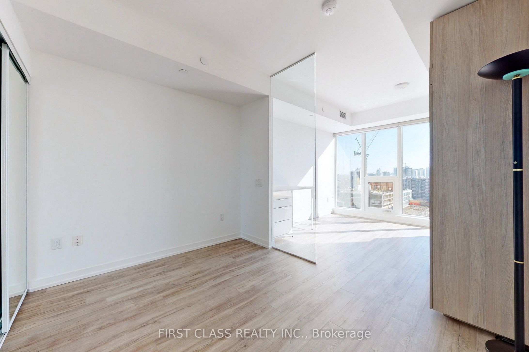77 Shuter Street 2109, Toronto, ON M5B 0B8 photo 5